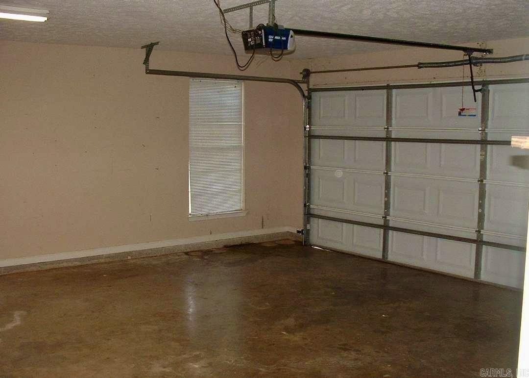 2705  makenzie  Conway, AR