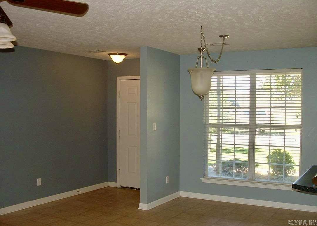 2705  makenzie  Conway, AR