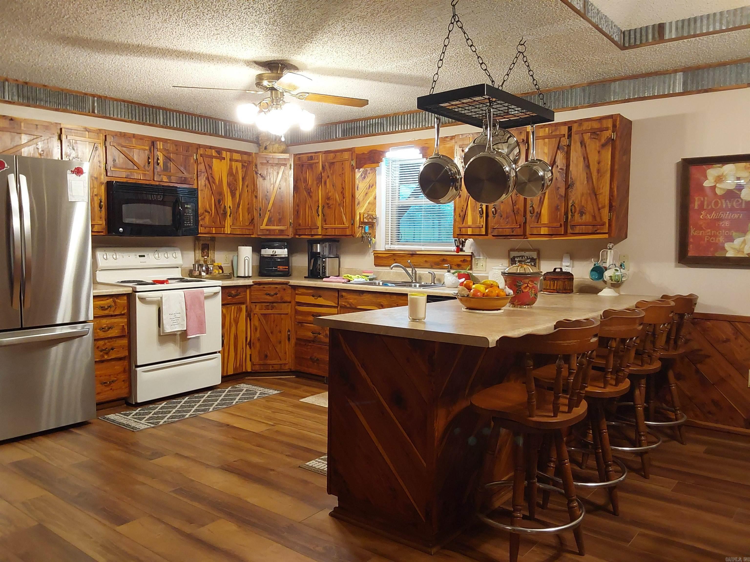 638  Highway 25 N  Guy, AR