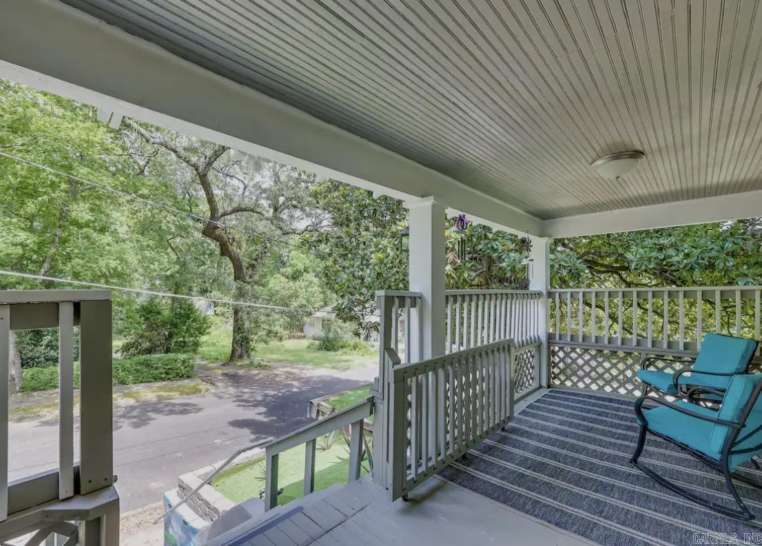 110  Palm  Hot Springs, AR