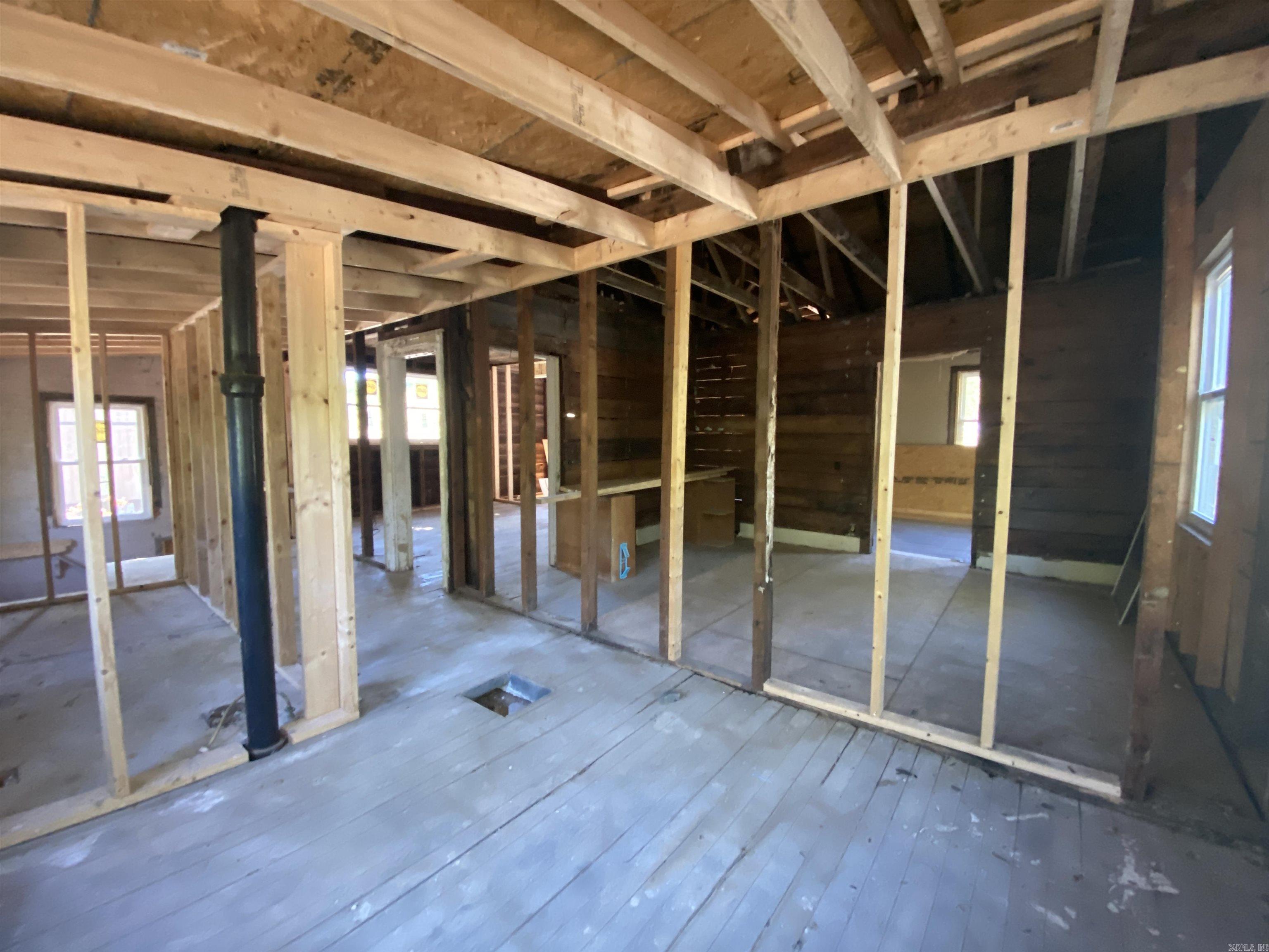 3736  Park  Hot Springs, AR