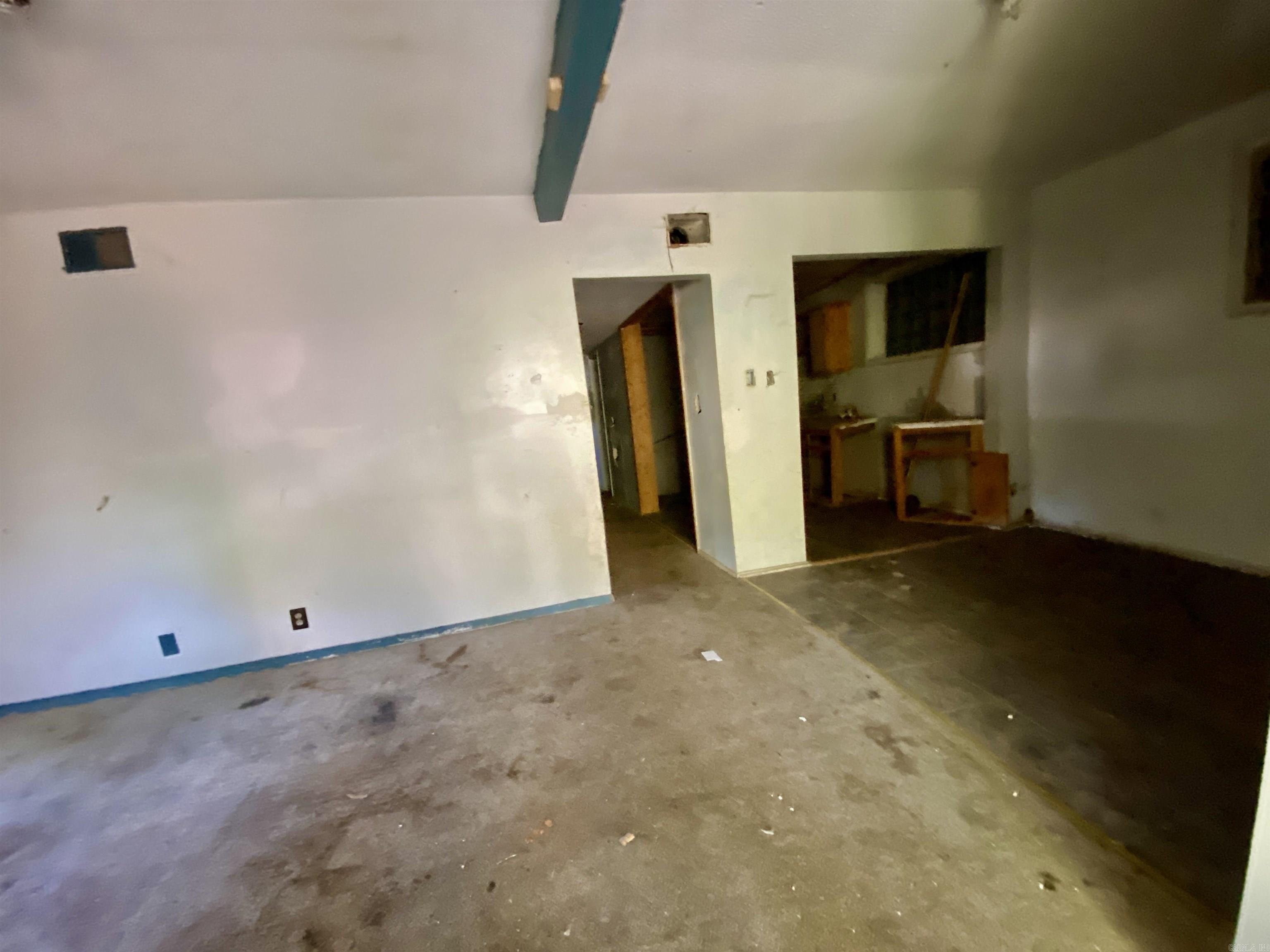 111  Shadow  Hot Springs, AR