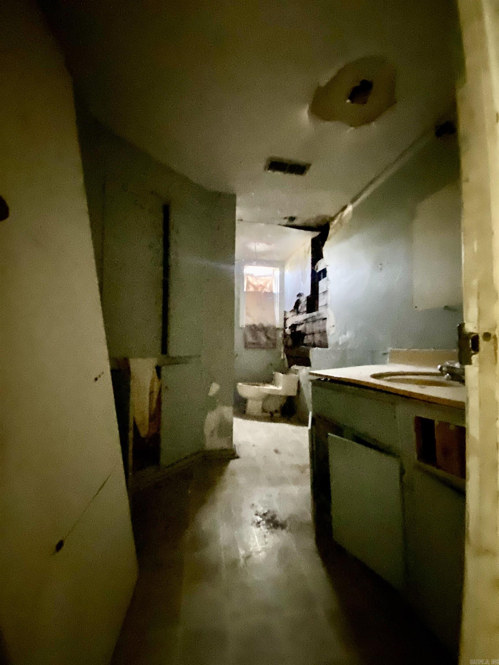 111  Shadow  Hot Springs, AR