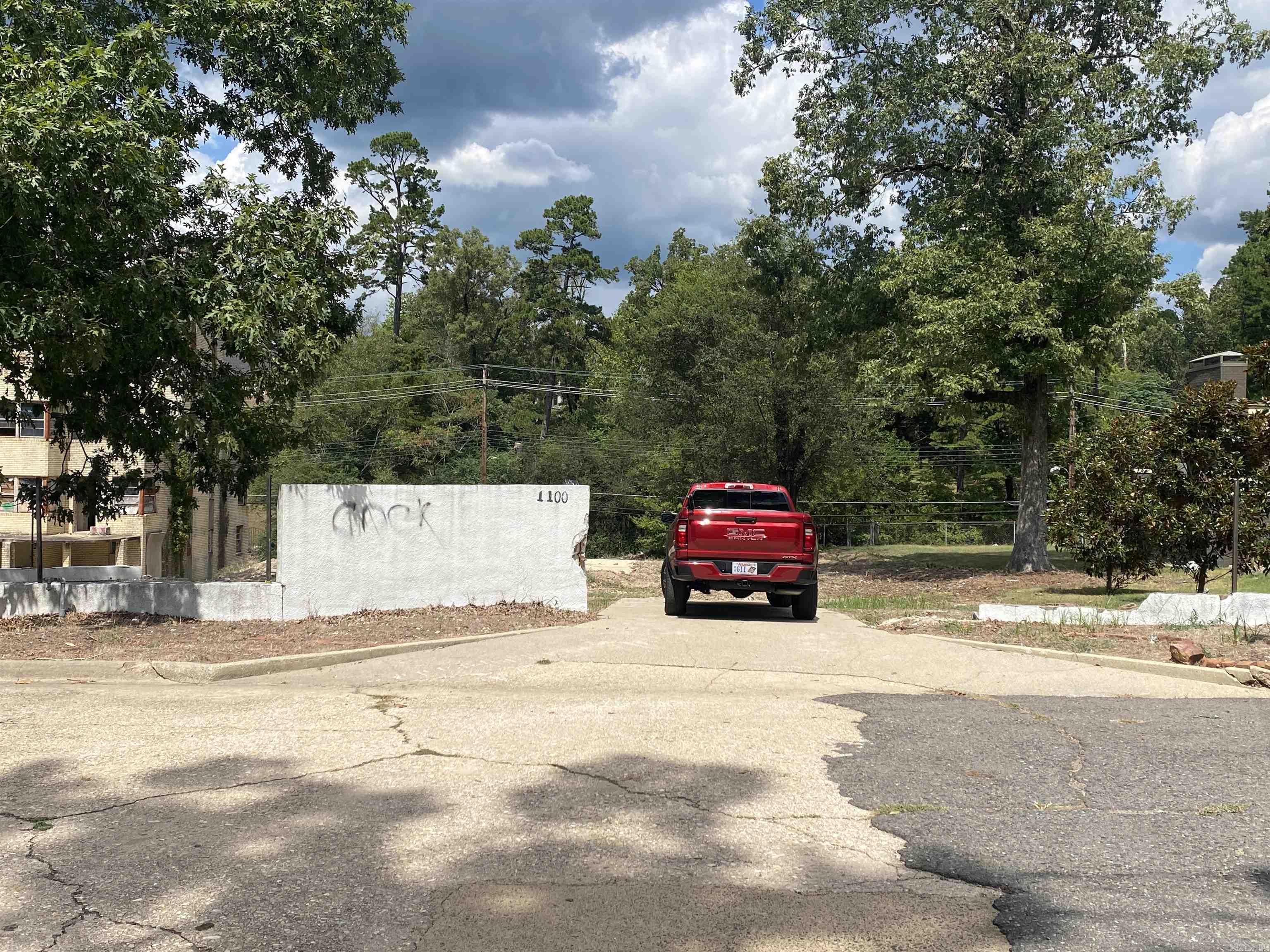 1104  park  Hot Springs, AR