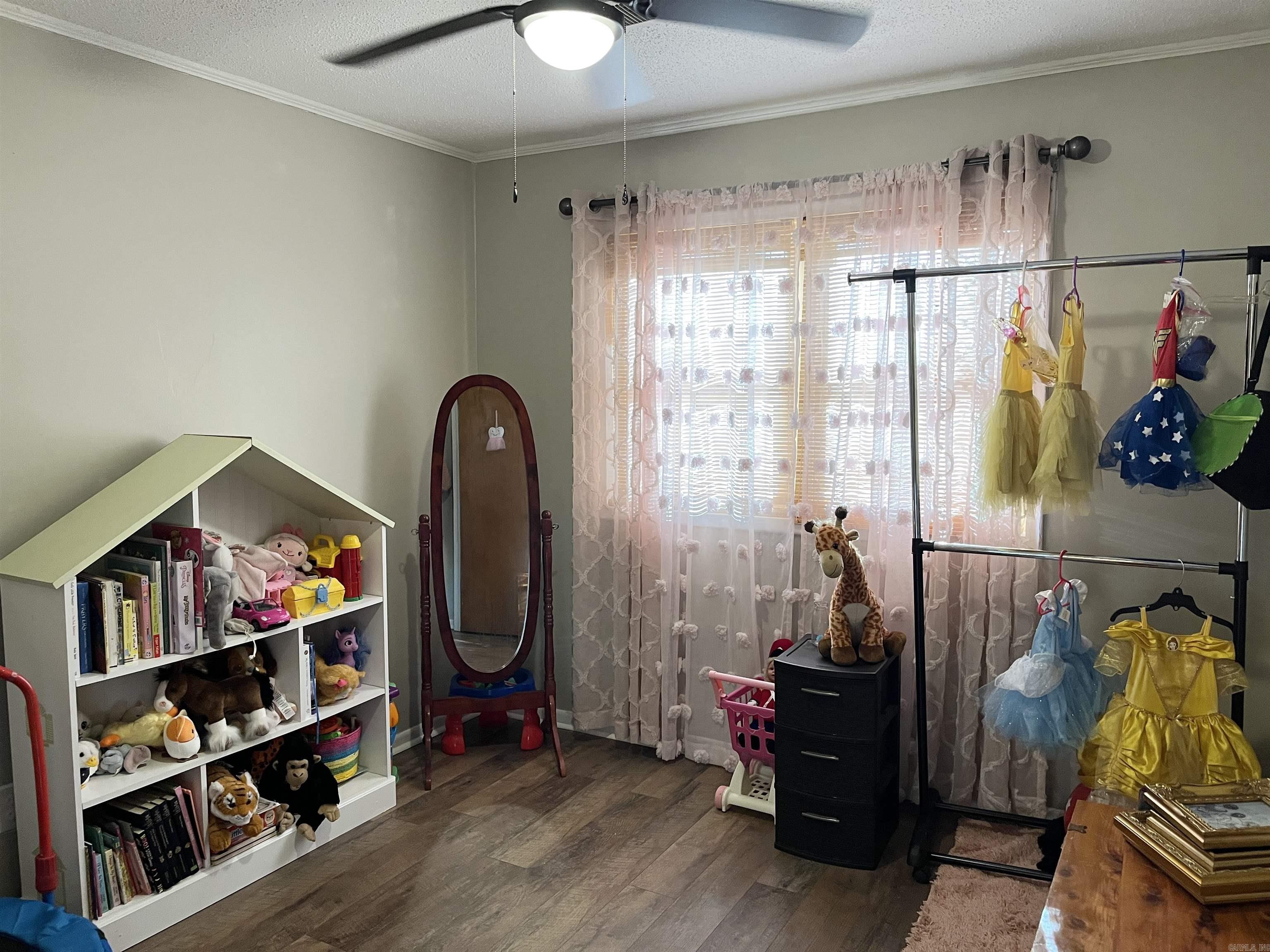 513 N 9 1/2  Paragould, AR