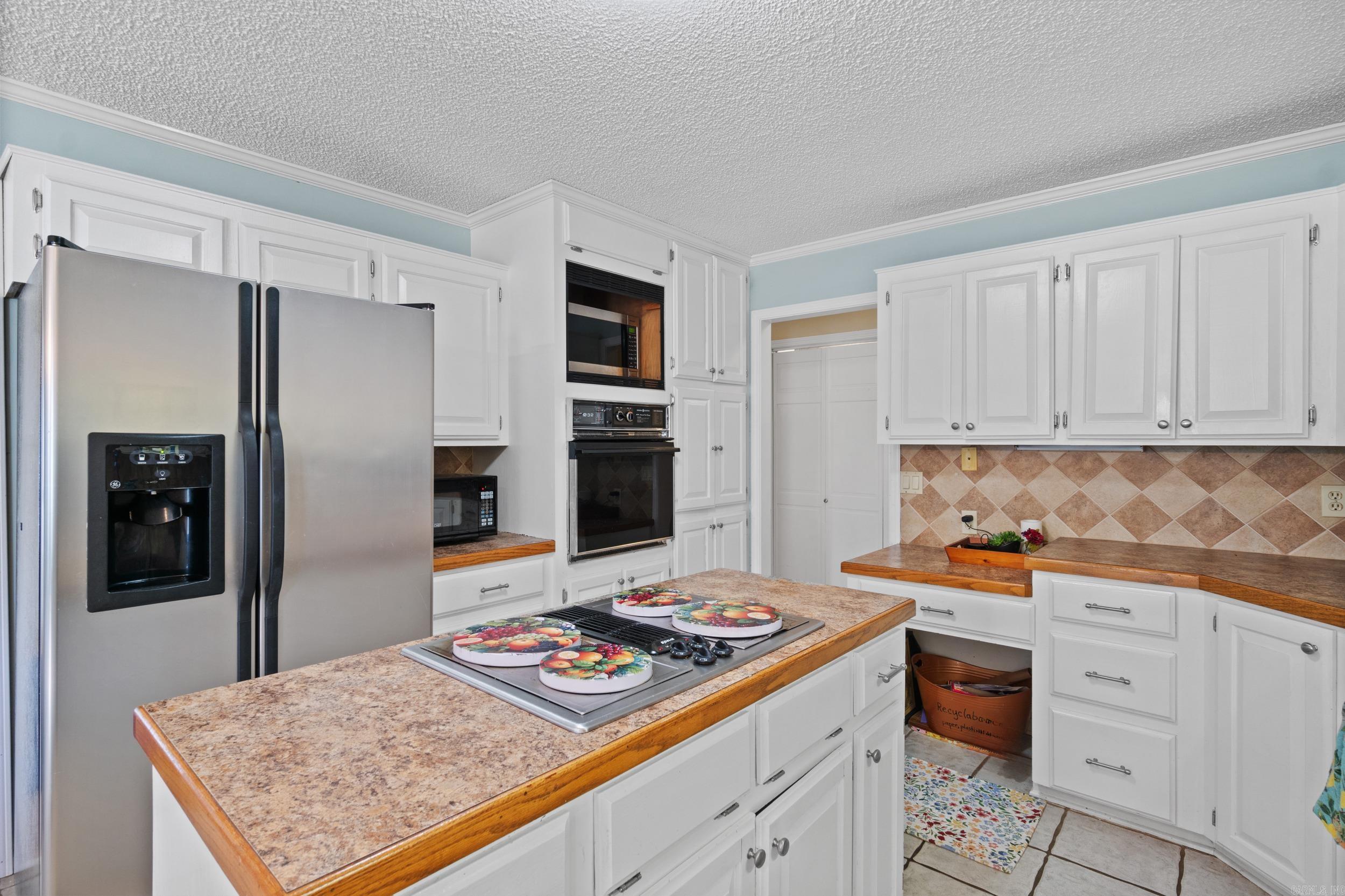 100 River Oaks Boulevard Searcy, AR 72143