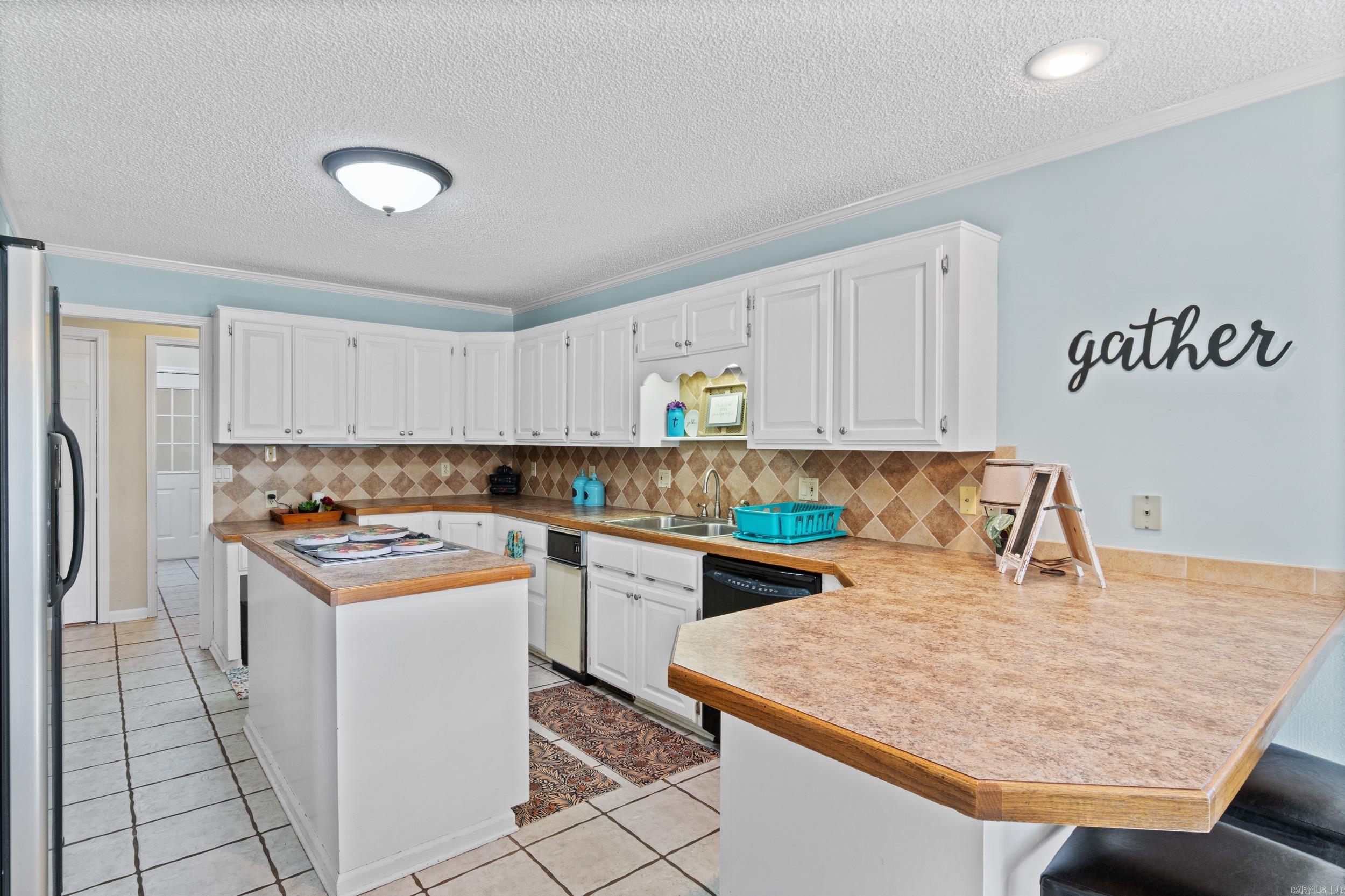 100 River Oaks Boulevard Searcy, AR 72143