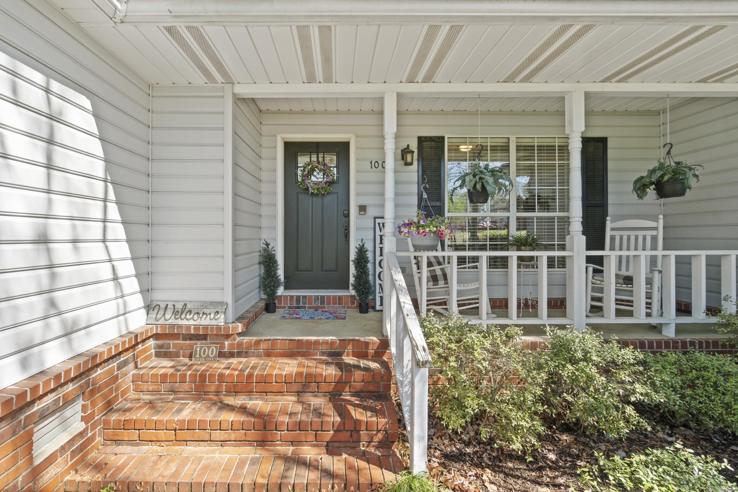 100 River Oaks Boulevard Searcy, AR 72143