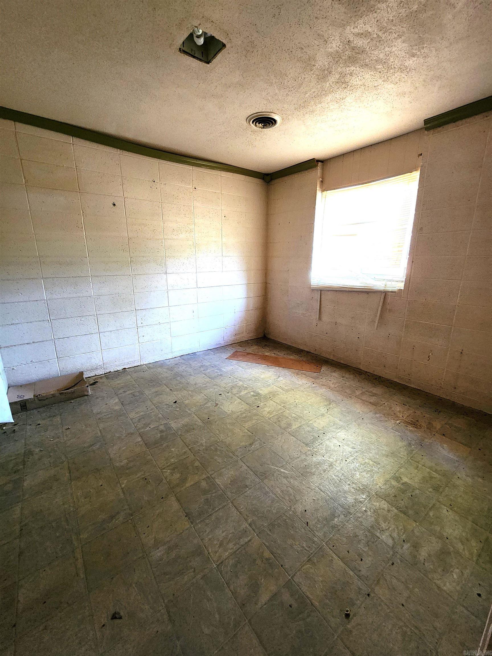 203  Tanglewood  El Dorado, AR