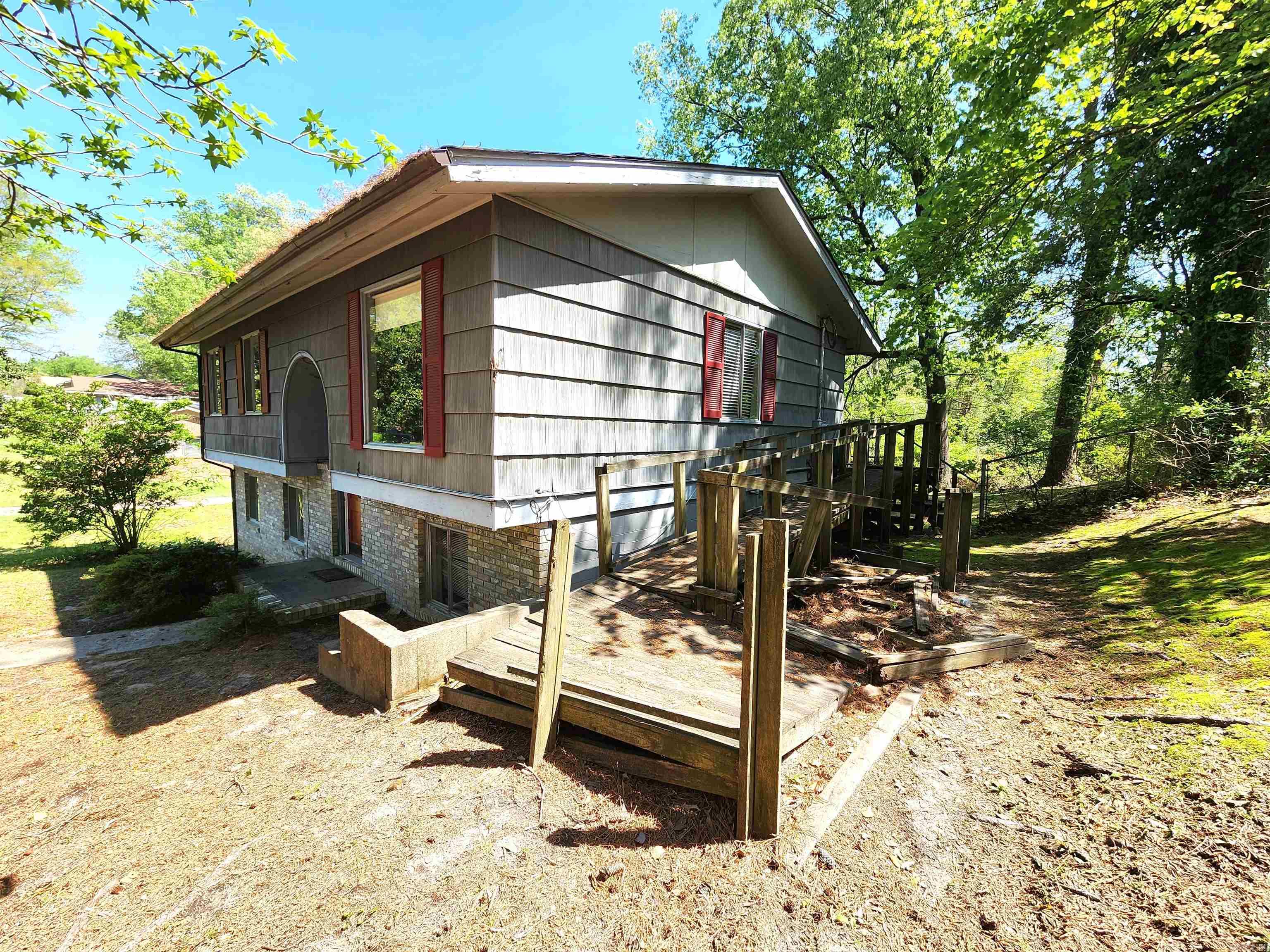 203  Tanglewood  El Dorado, AR