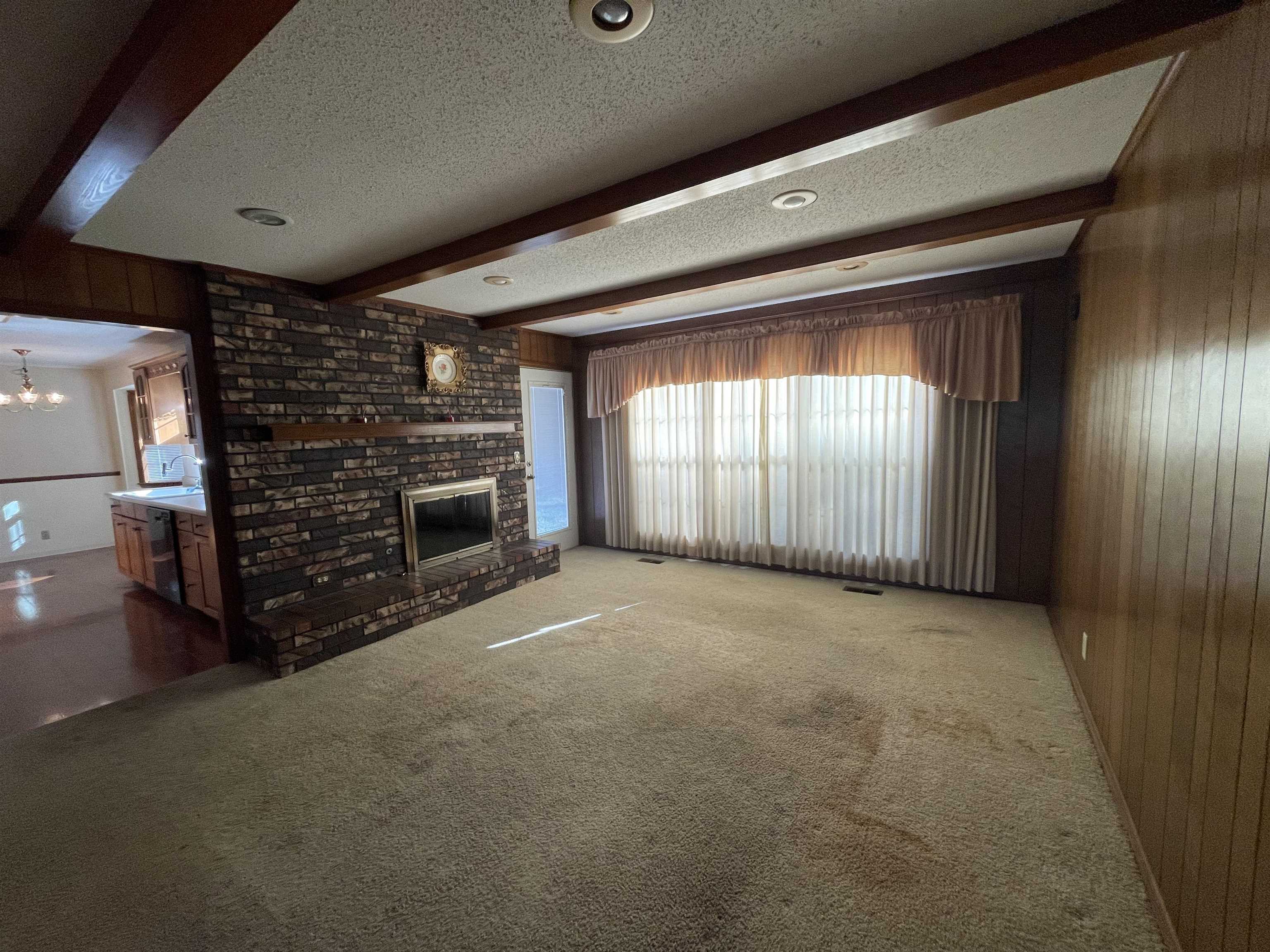 15  Briarwood  Clarksville City, AR