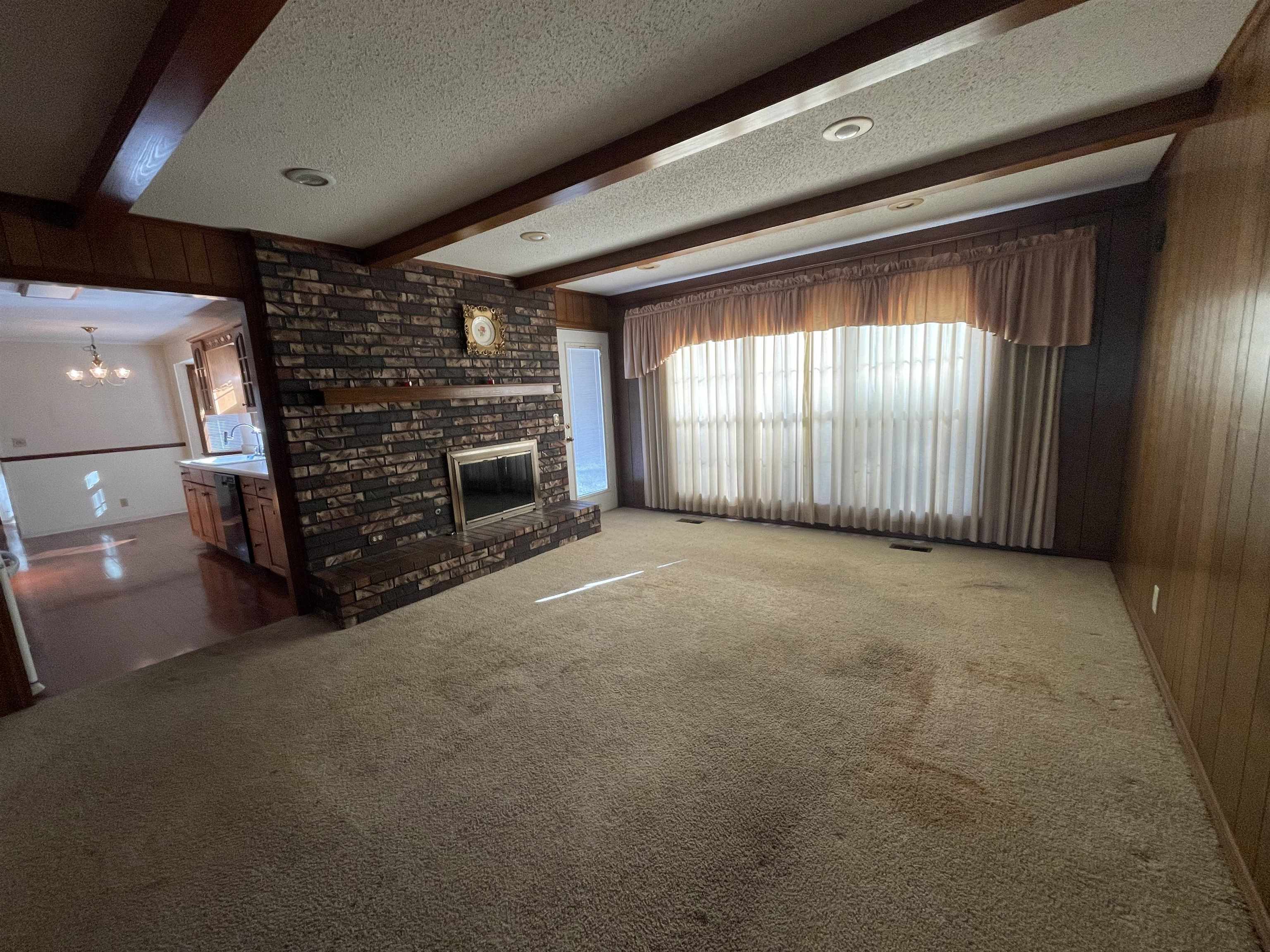 15  Briarwood  Clarksville City, AR