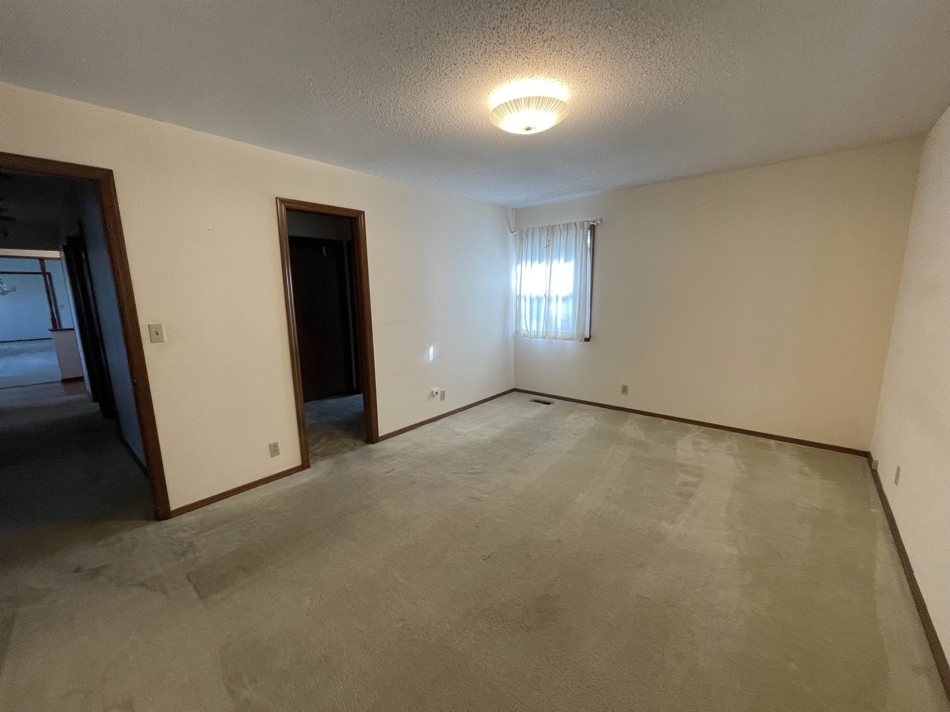 15  Briarwood  Clarksville City, AR