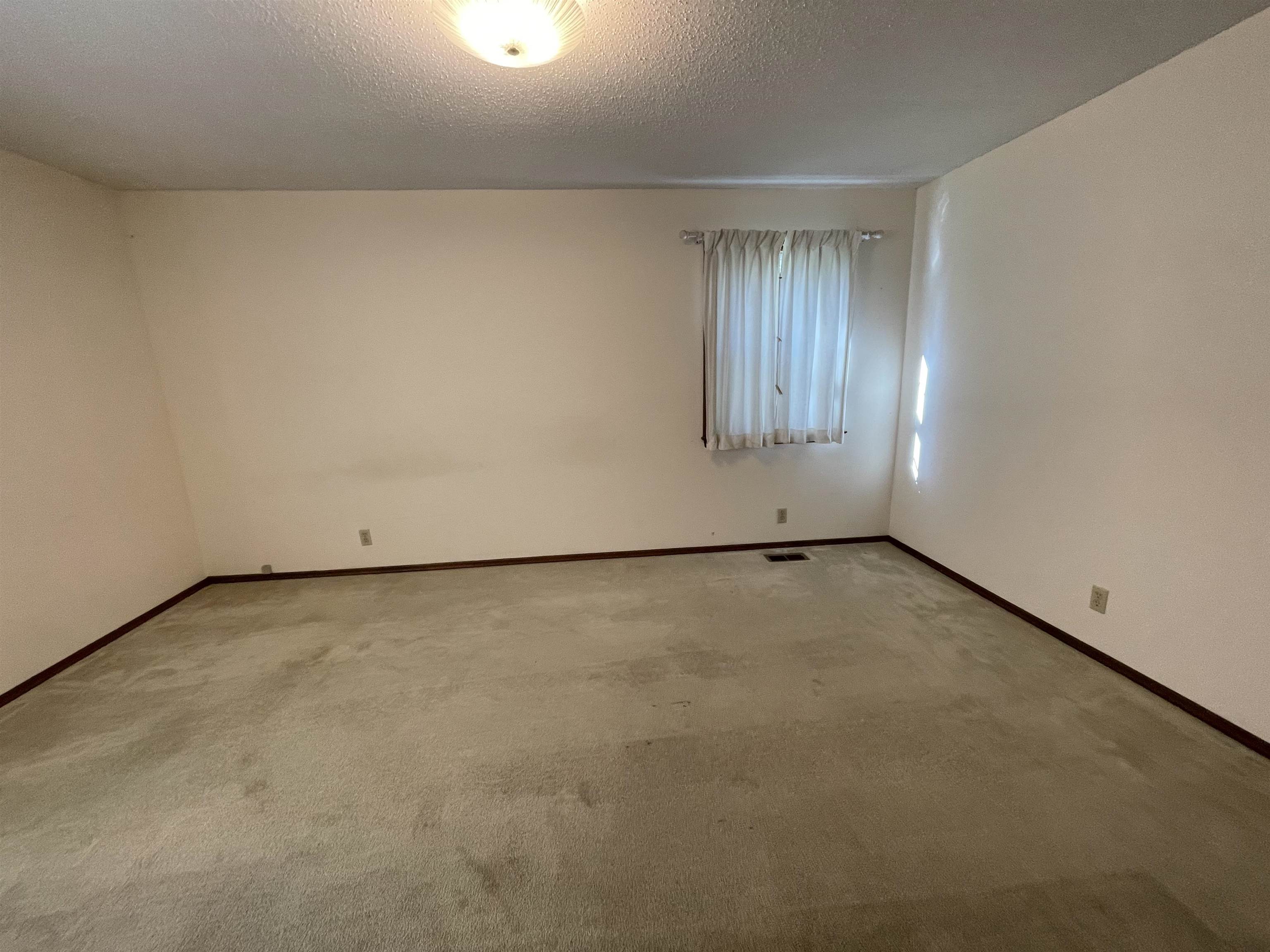 15  Briarwood  Clarksville City, AR