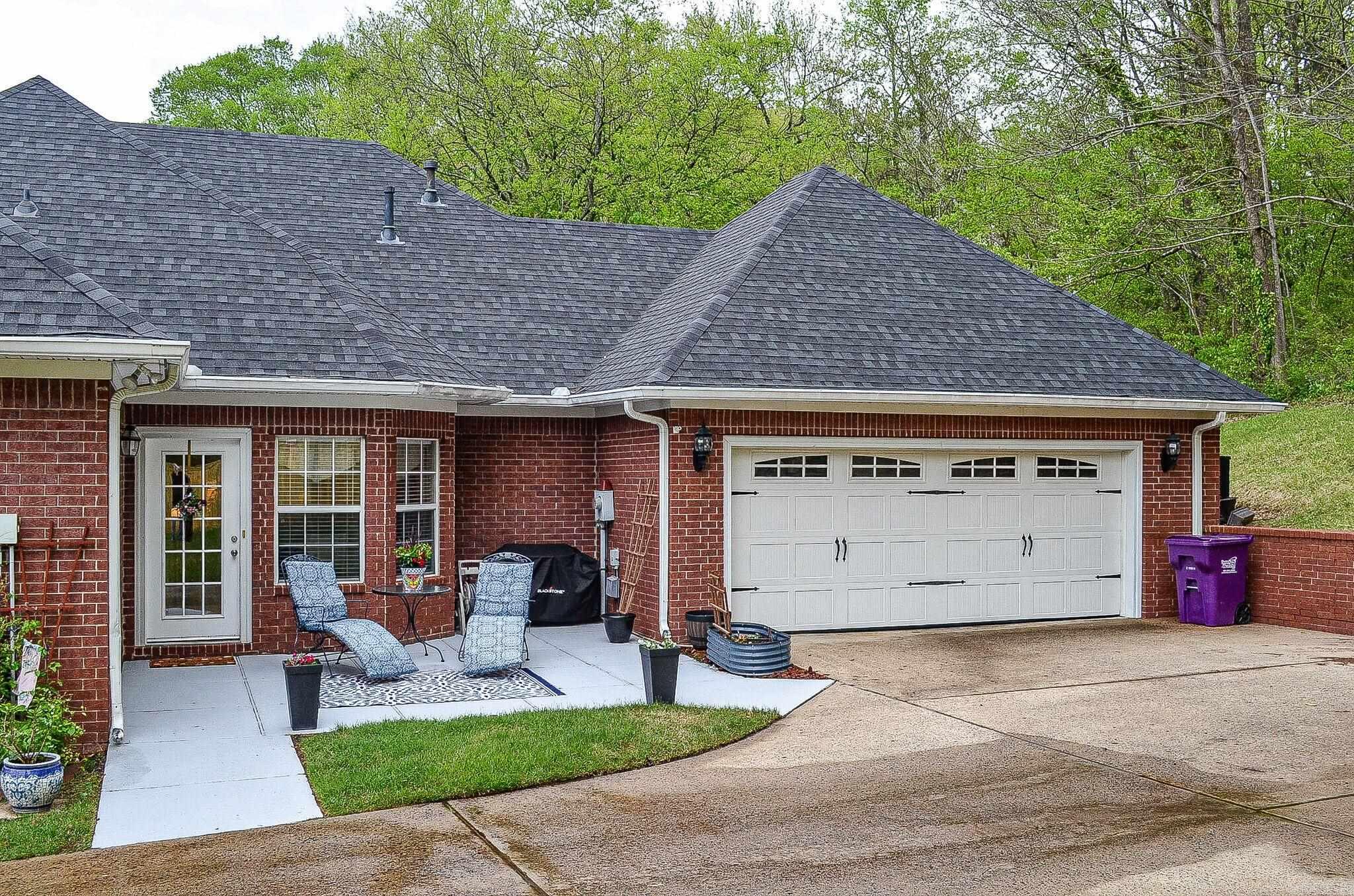 605  Miller  Benton, AR