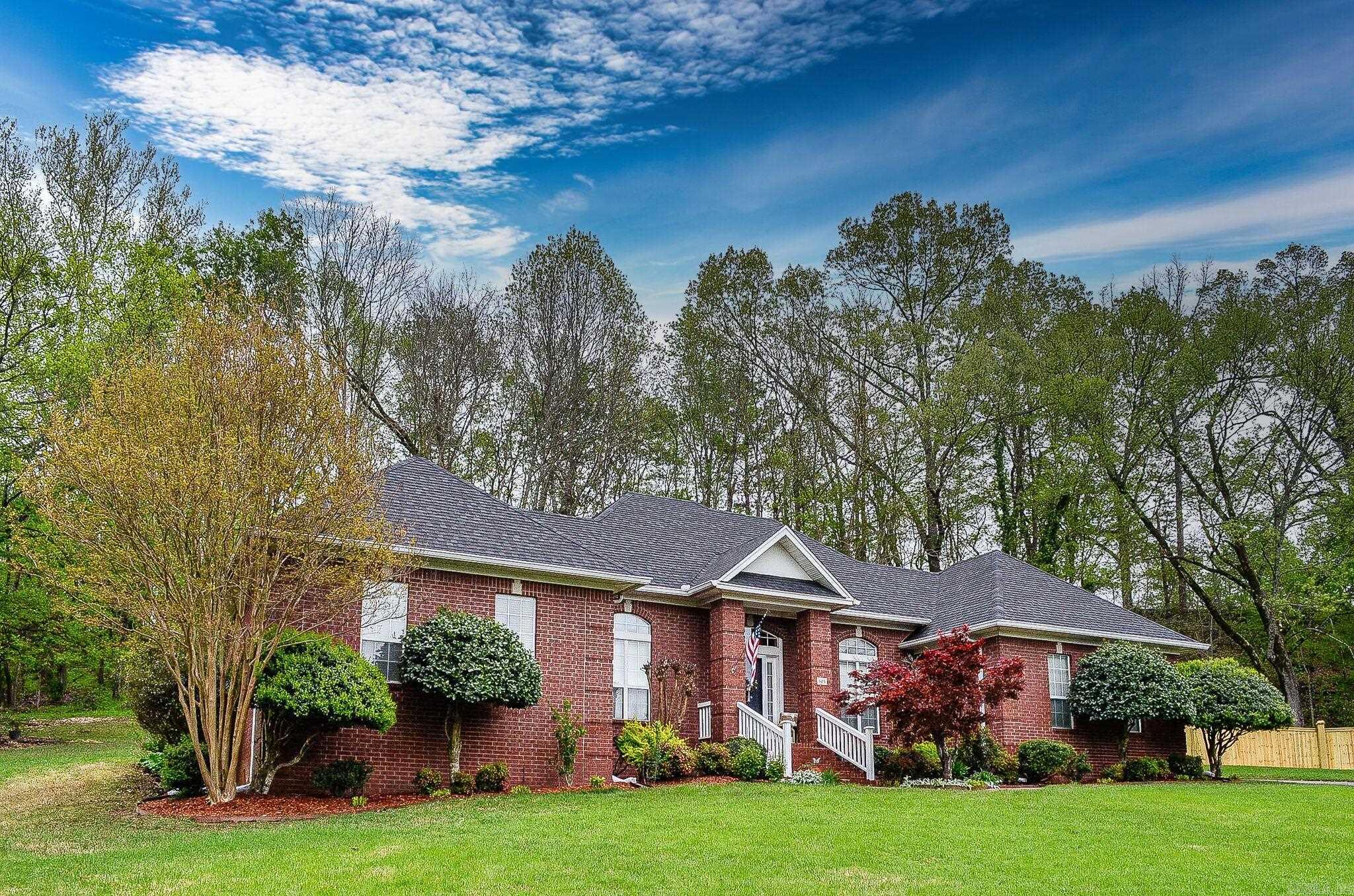605  Miller  Benton, AR