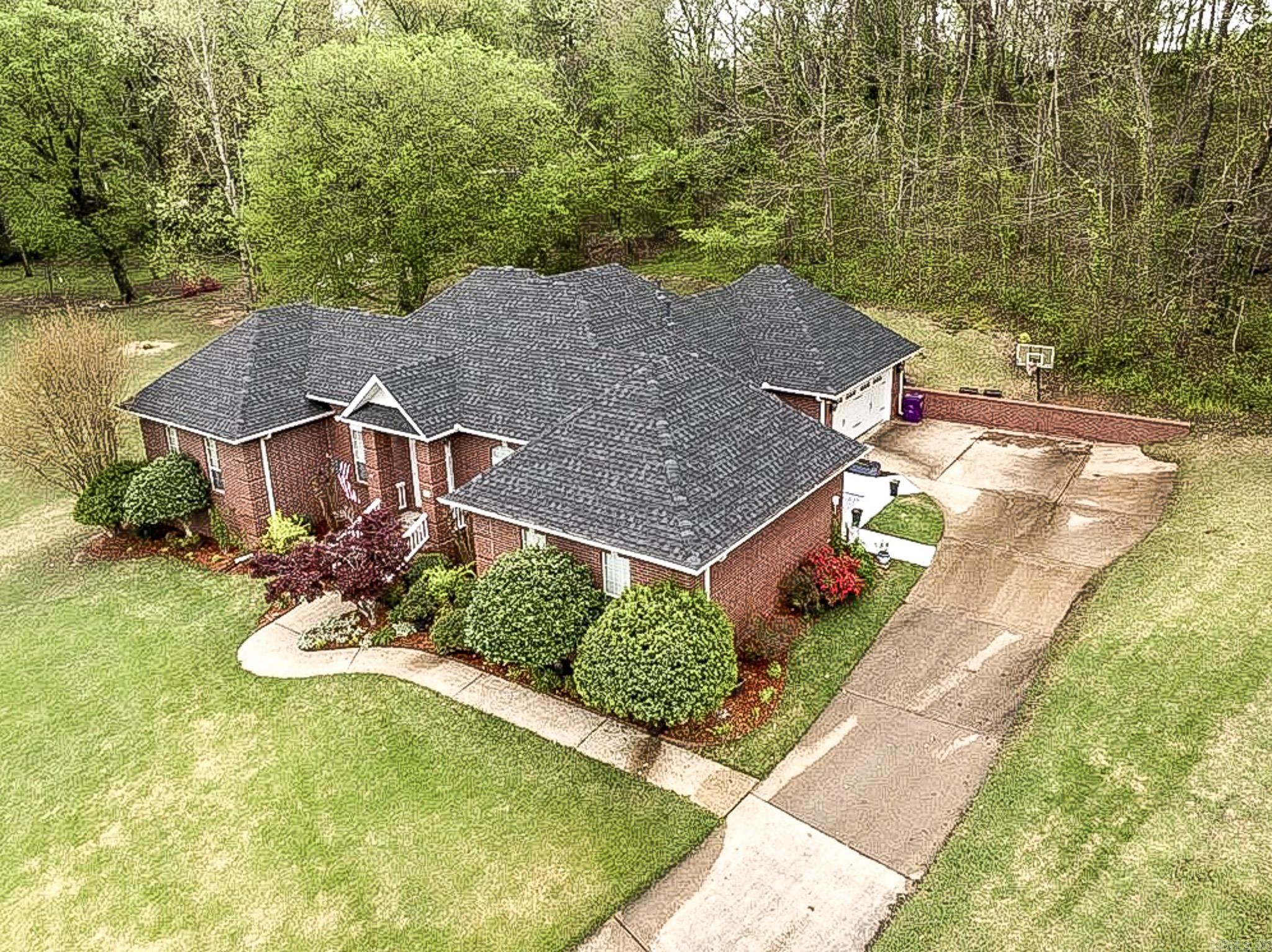 605  Miller  Benton, AR