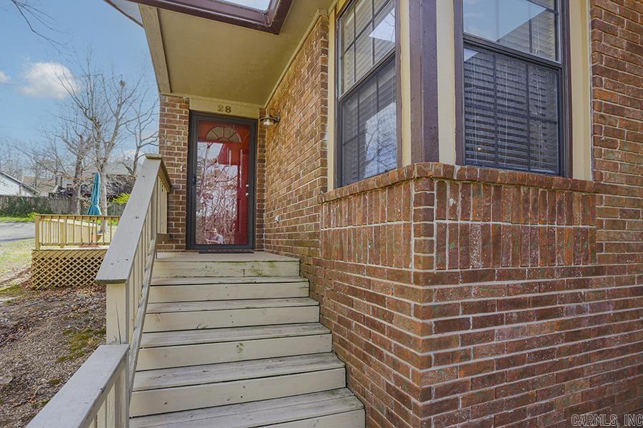28  Forest Circle  Little Rock, AR