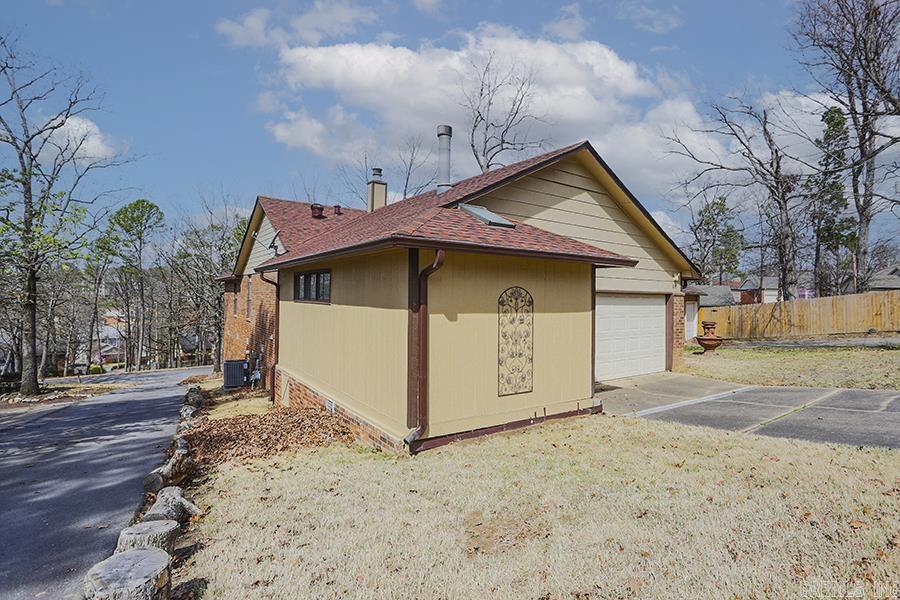 28  Forest Circle  Little Rock, AR