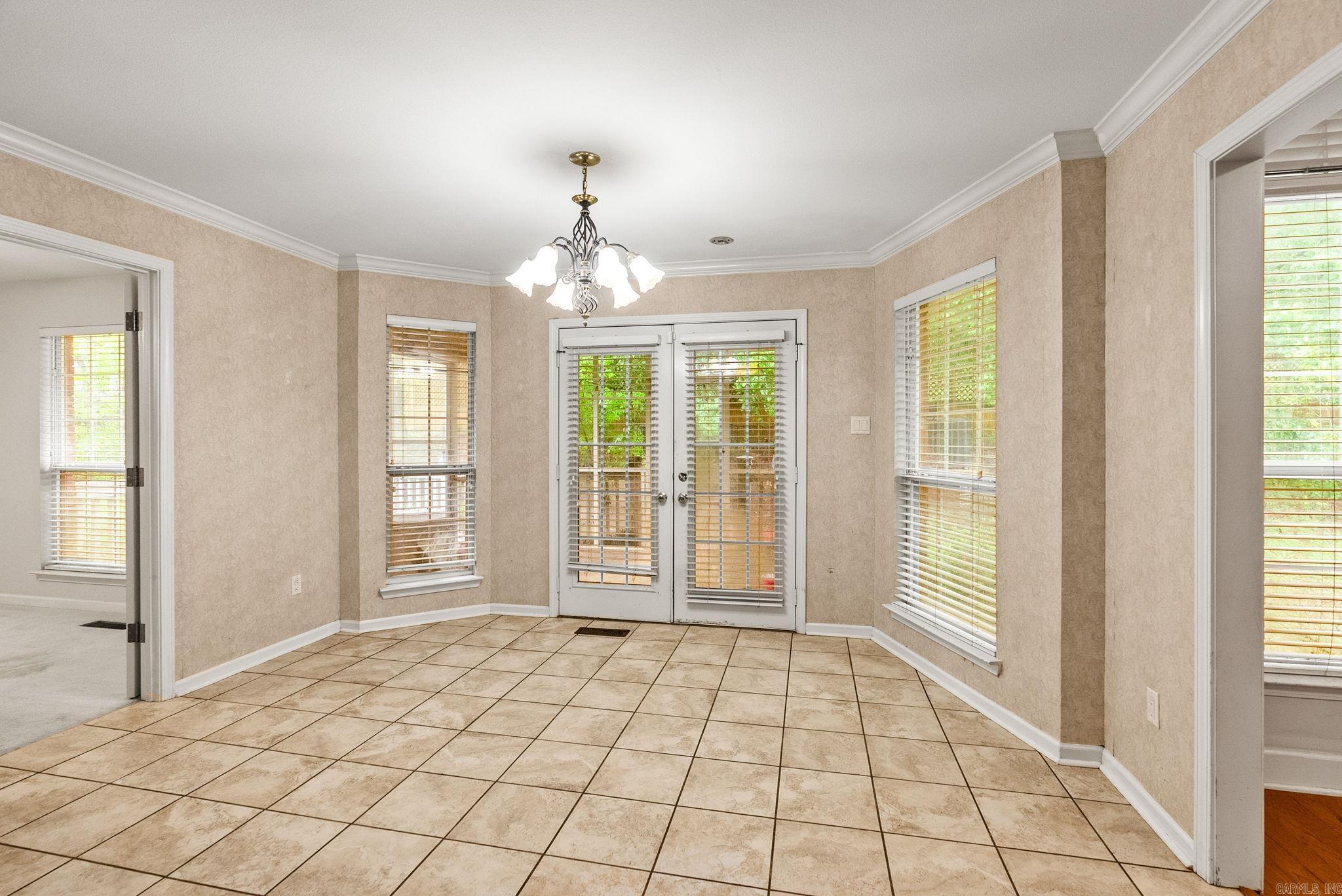 5  Crystal Mountain Drive  Maumelle, AR