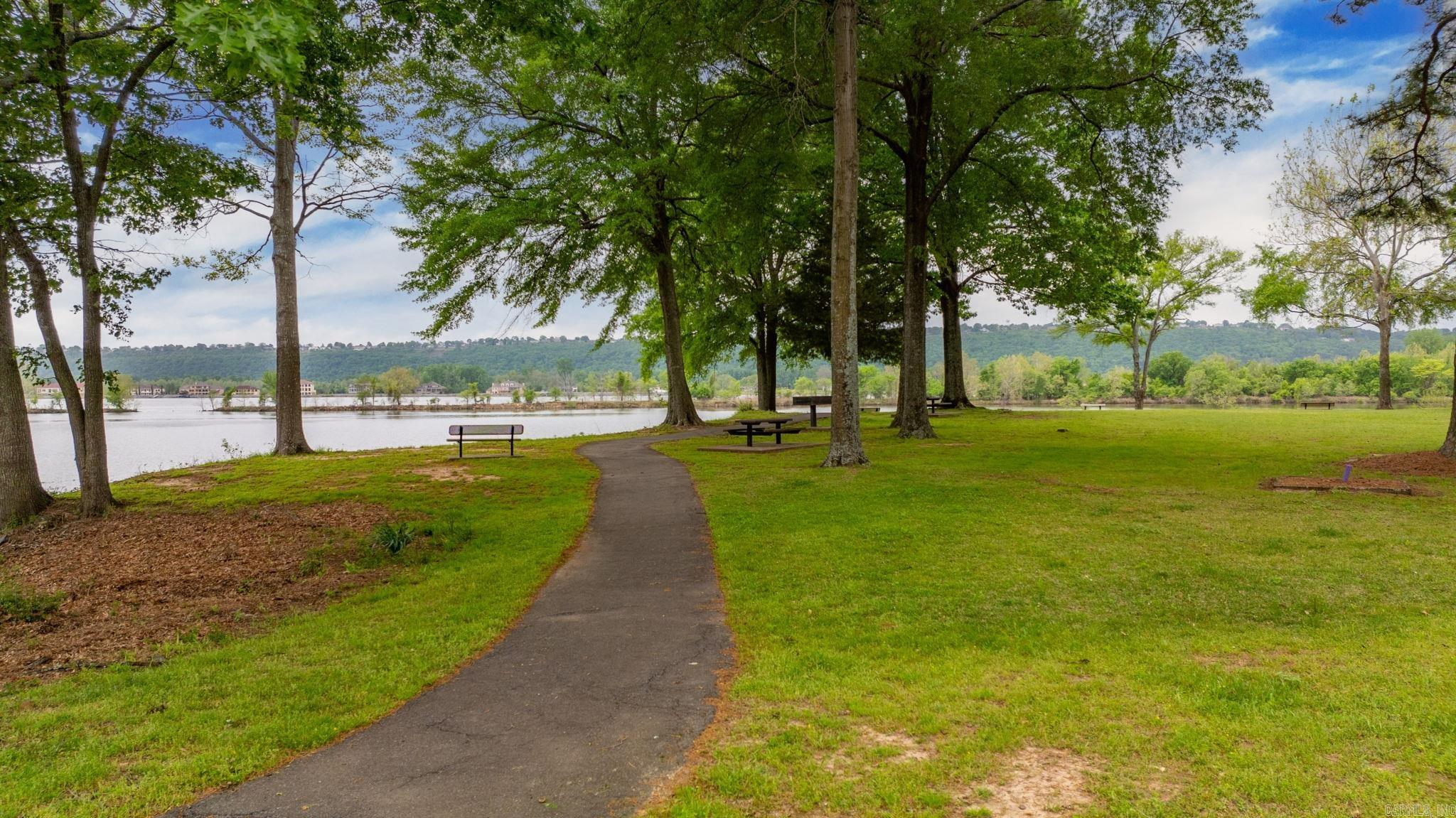 5  Crystal Mountain Drive  Maumelle, AR
