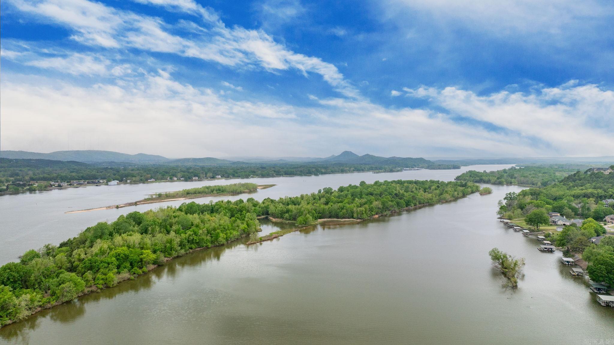 5  Crystal Mountain Drive  Maumelle, AR