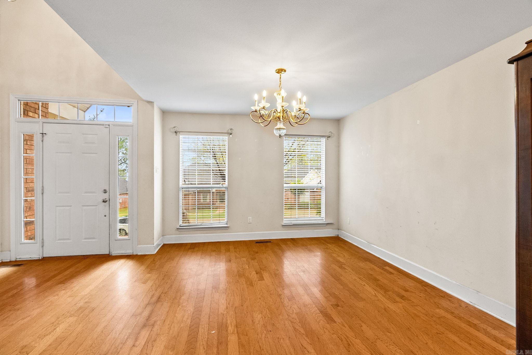 5  Crystal Mountain Drive  Maumelle, AR