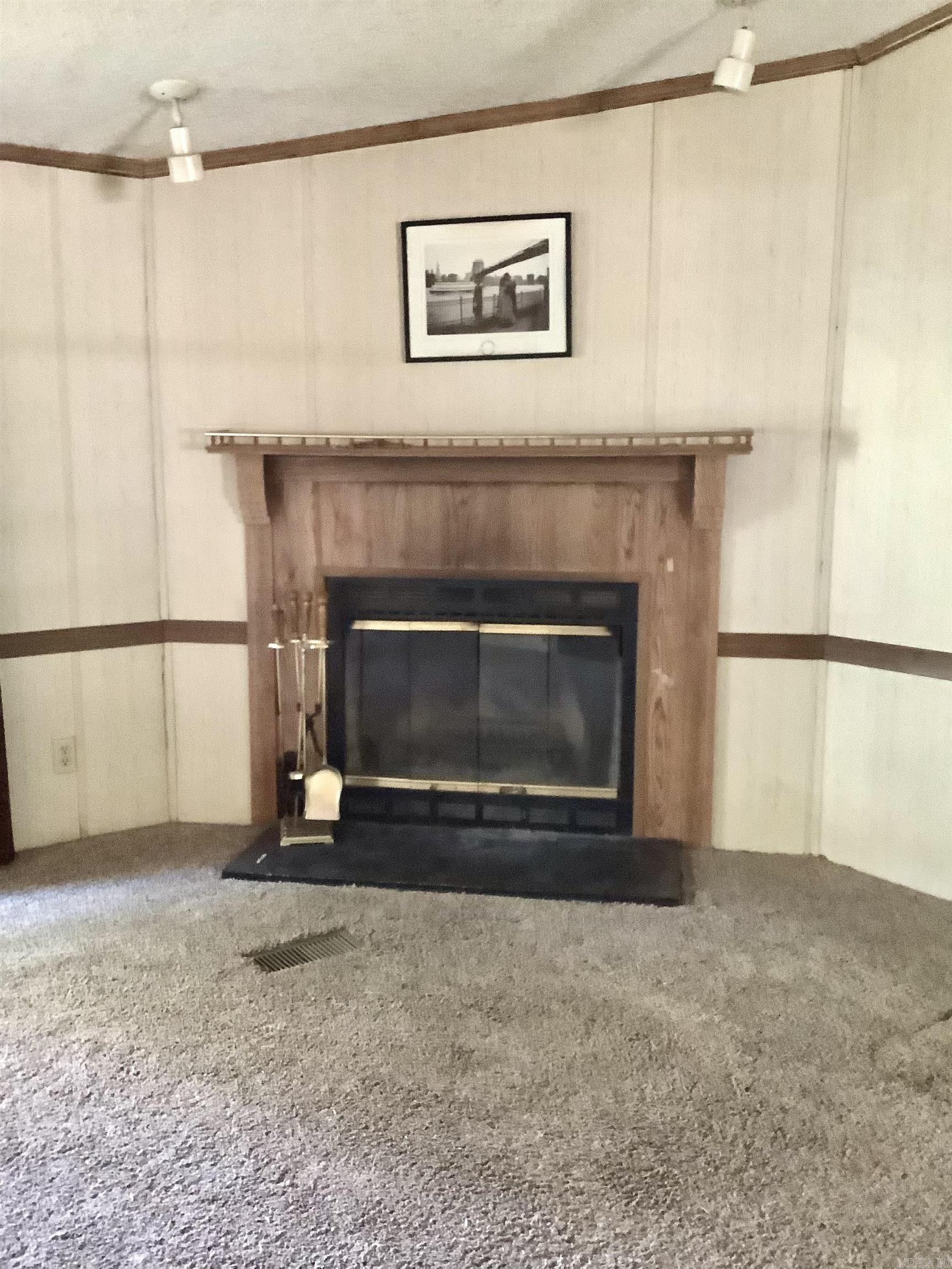 217  Iroquois  Royal, AR
