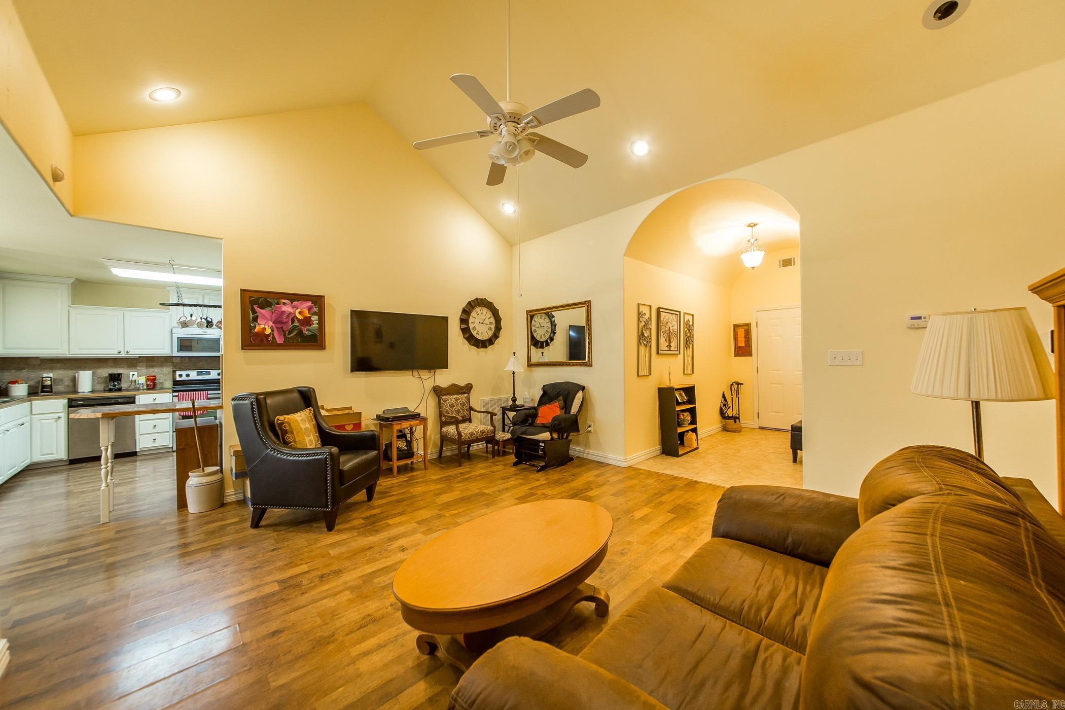 8  Cross  Mayflower, AR