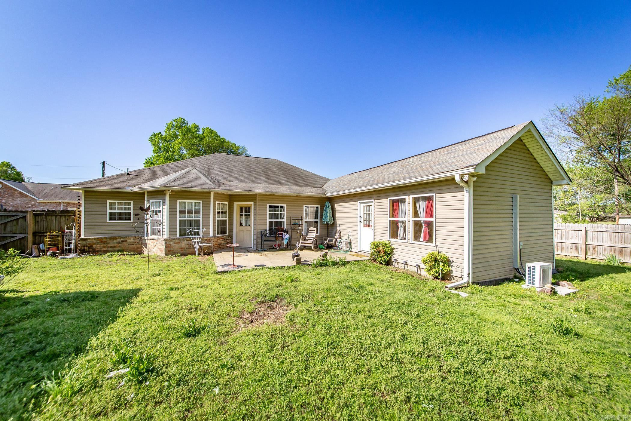 8  Cross  Mayflower, AR