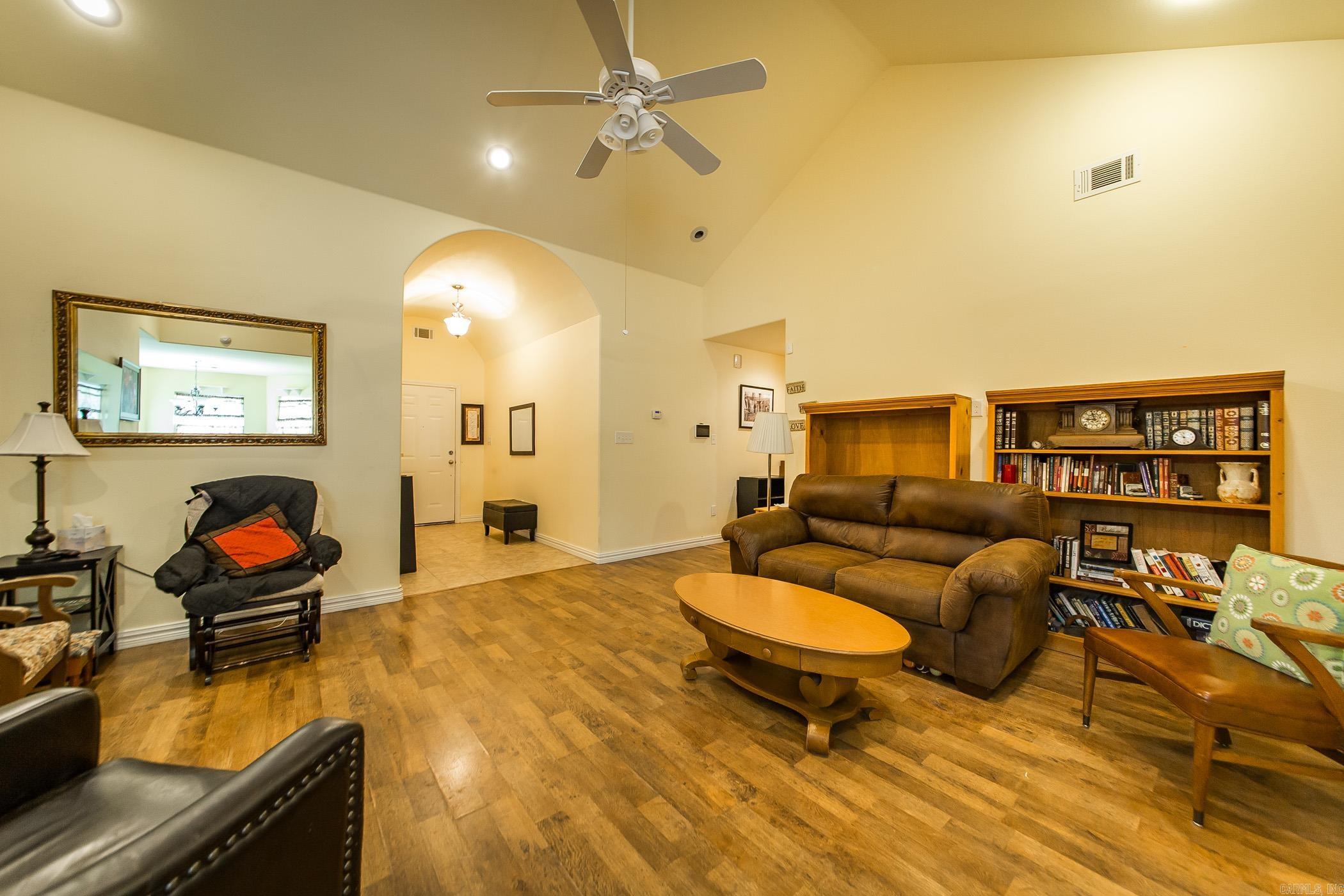 8  Cross  Mayflower, AR