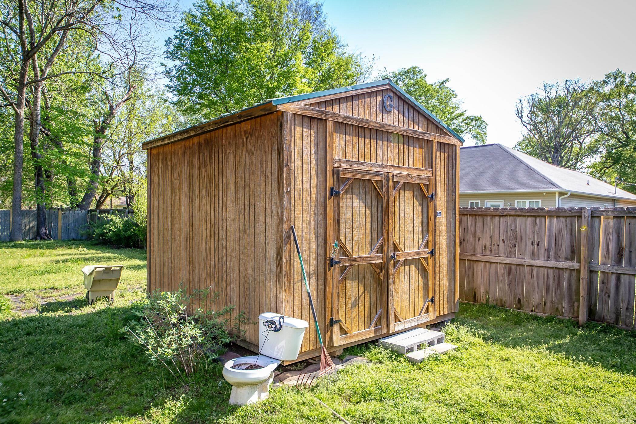 8  Cross  Mayflower, AR