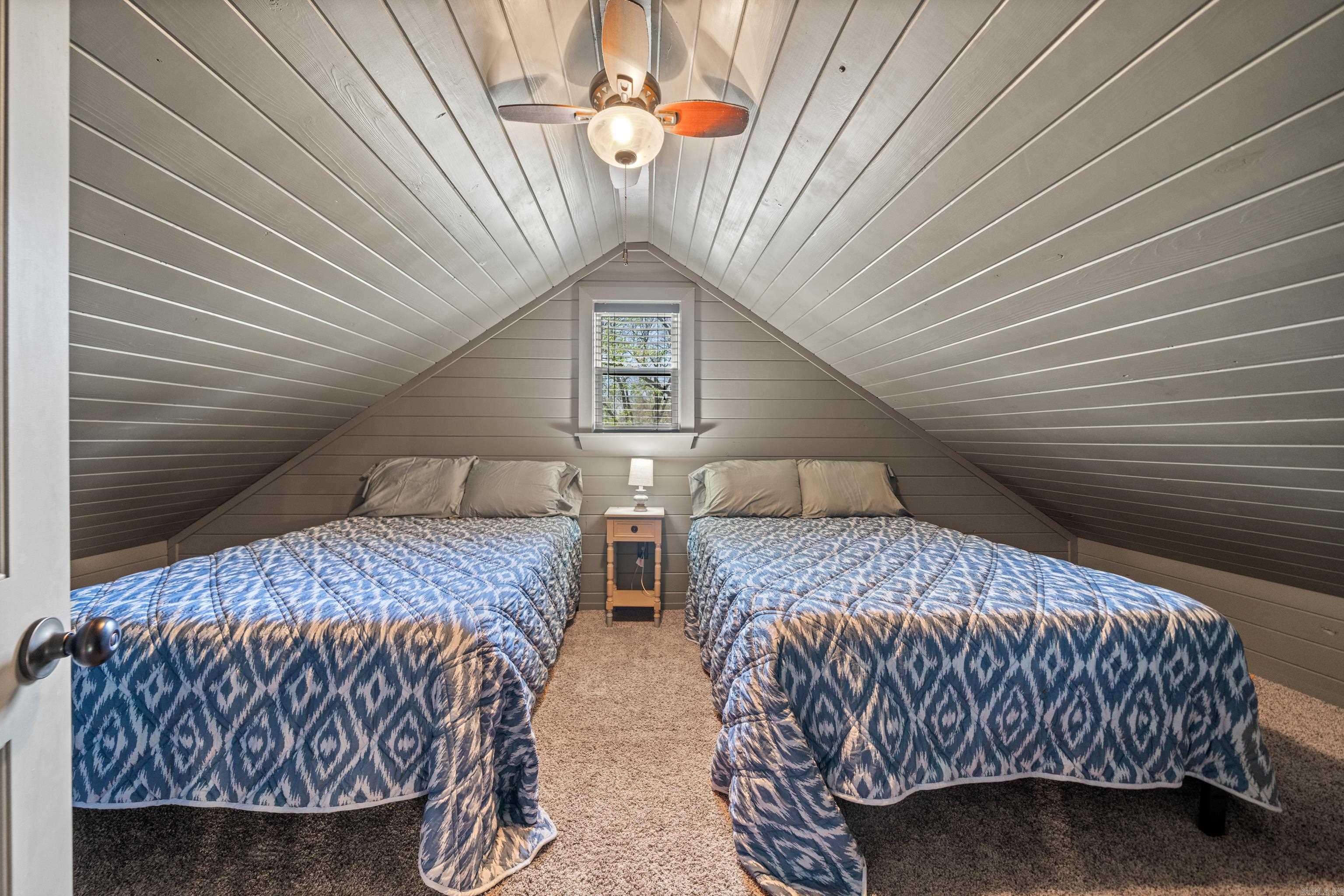 136  Shady Oak  Hot Springs, AR