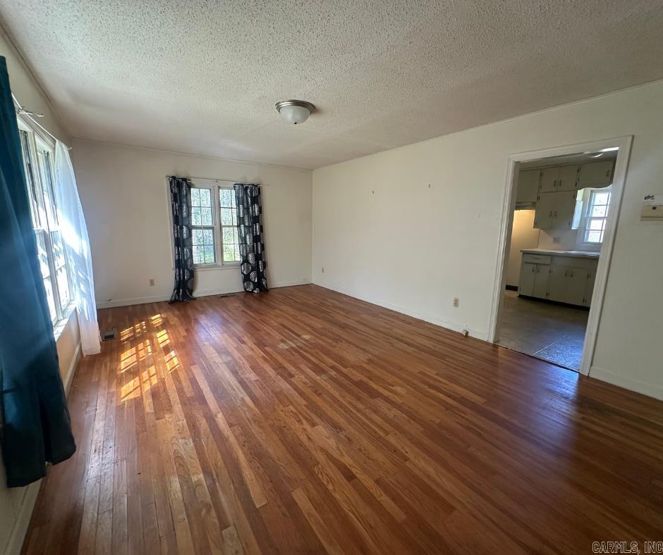1014  N 3RD ST  Morrilton, AR