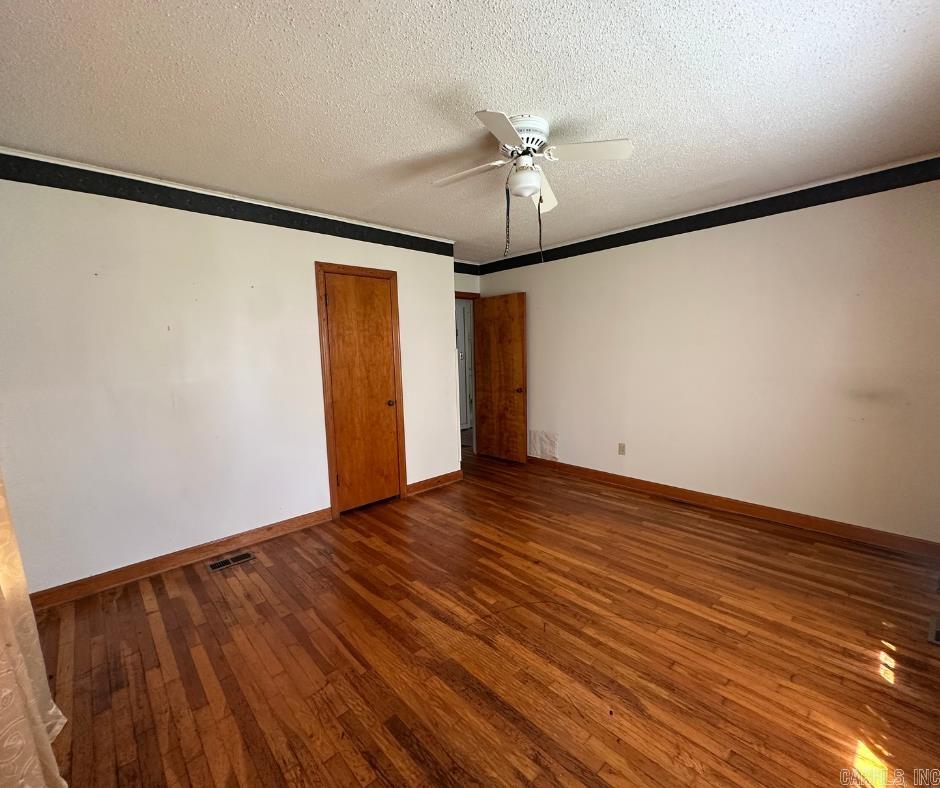 1014  N 3RD ST  Morrilton, AR