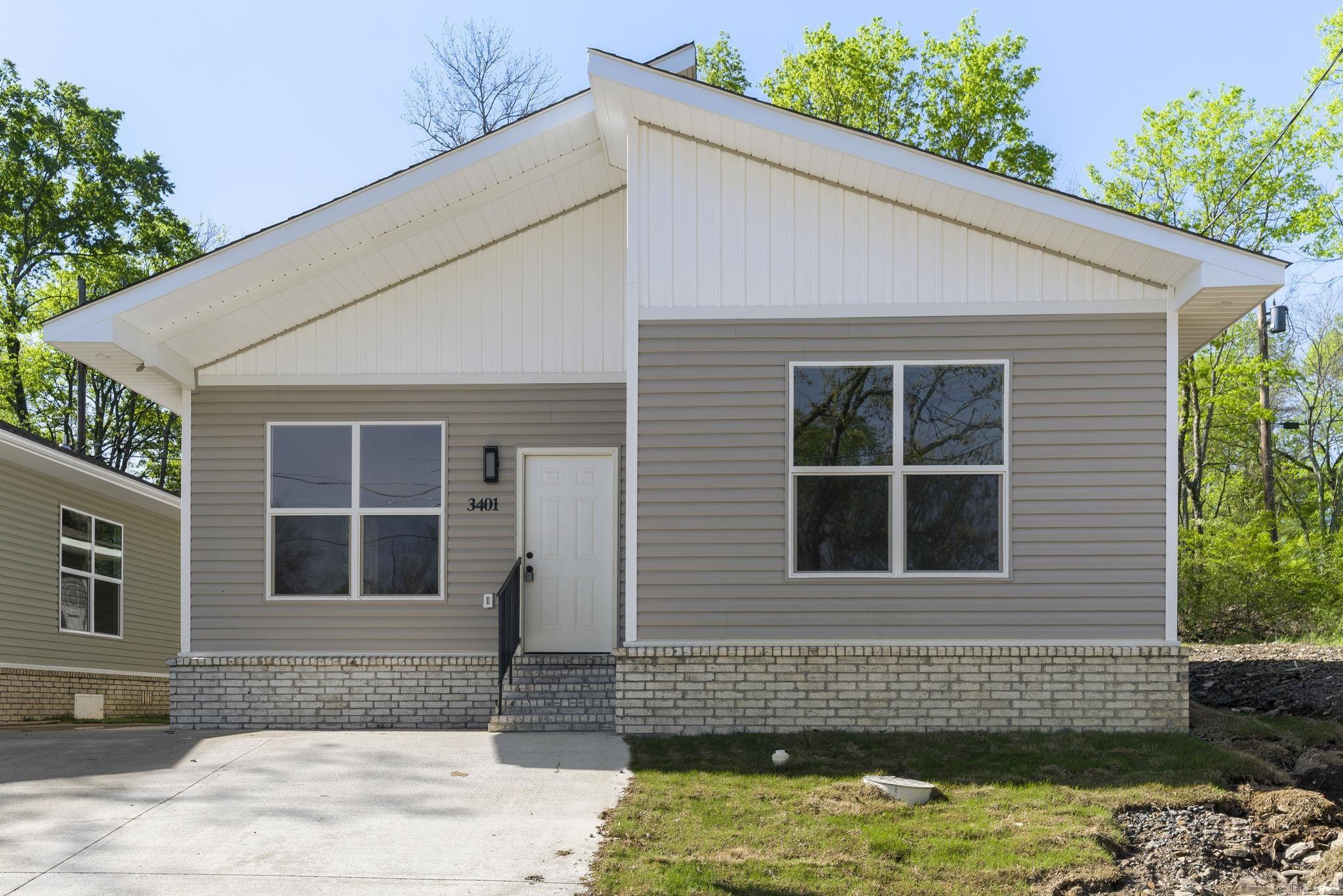 3401 W 17th  Little Rock, AR