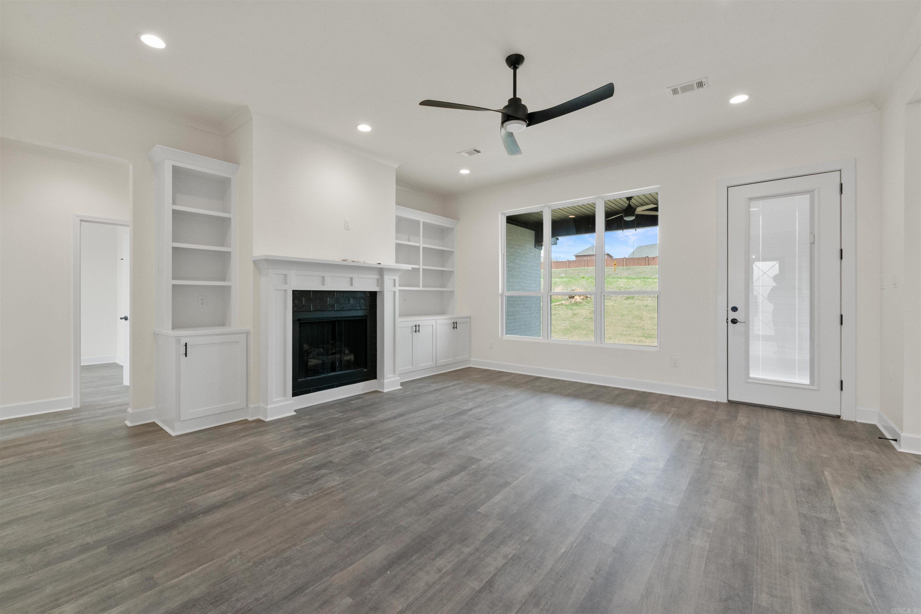 9725  Cliffside Dr  Sherwood, AR