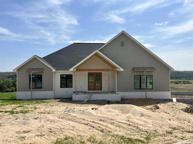 280  Castleberry  Greenbrier, AR
