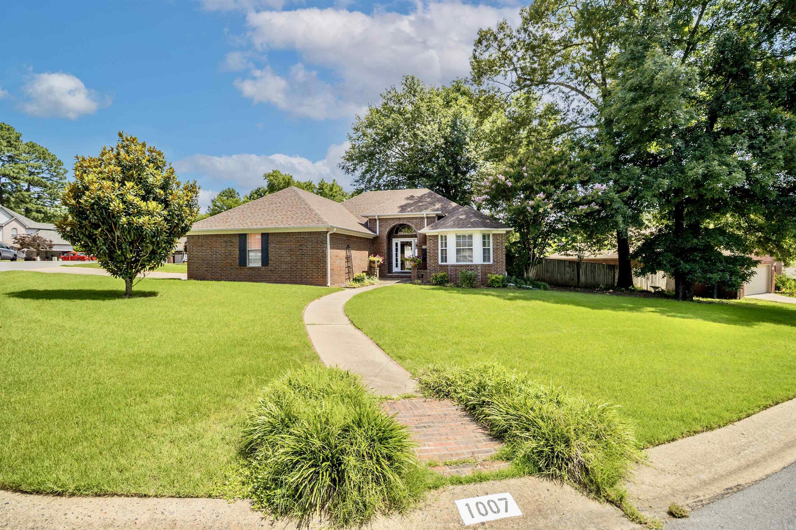 1007 Spring Creek  Benton, AR