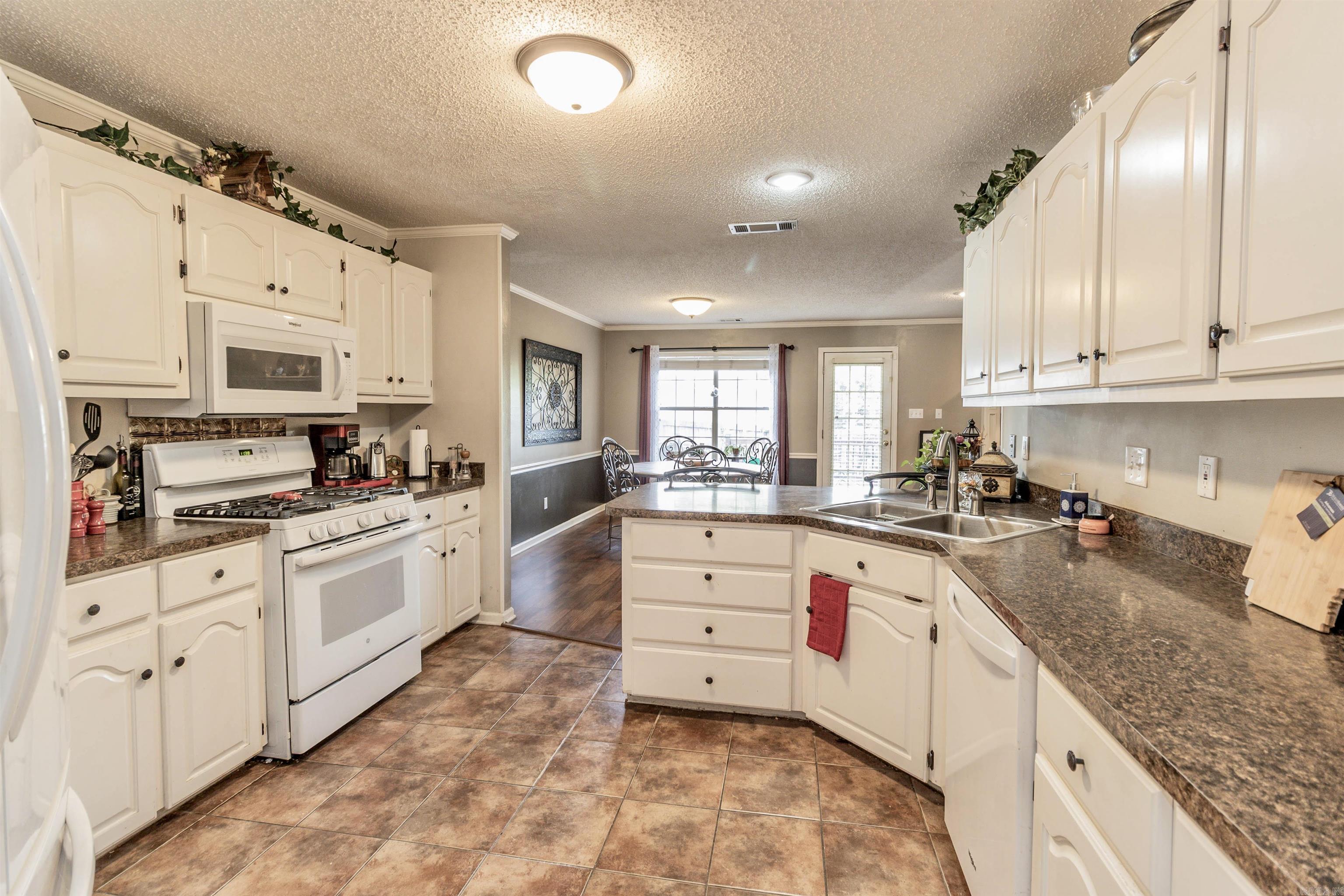 1007 Spring Creek  Benton, AR