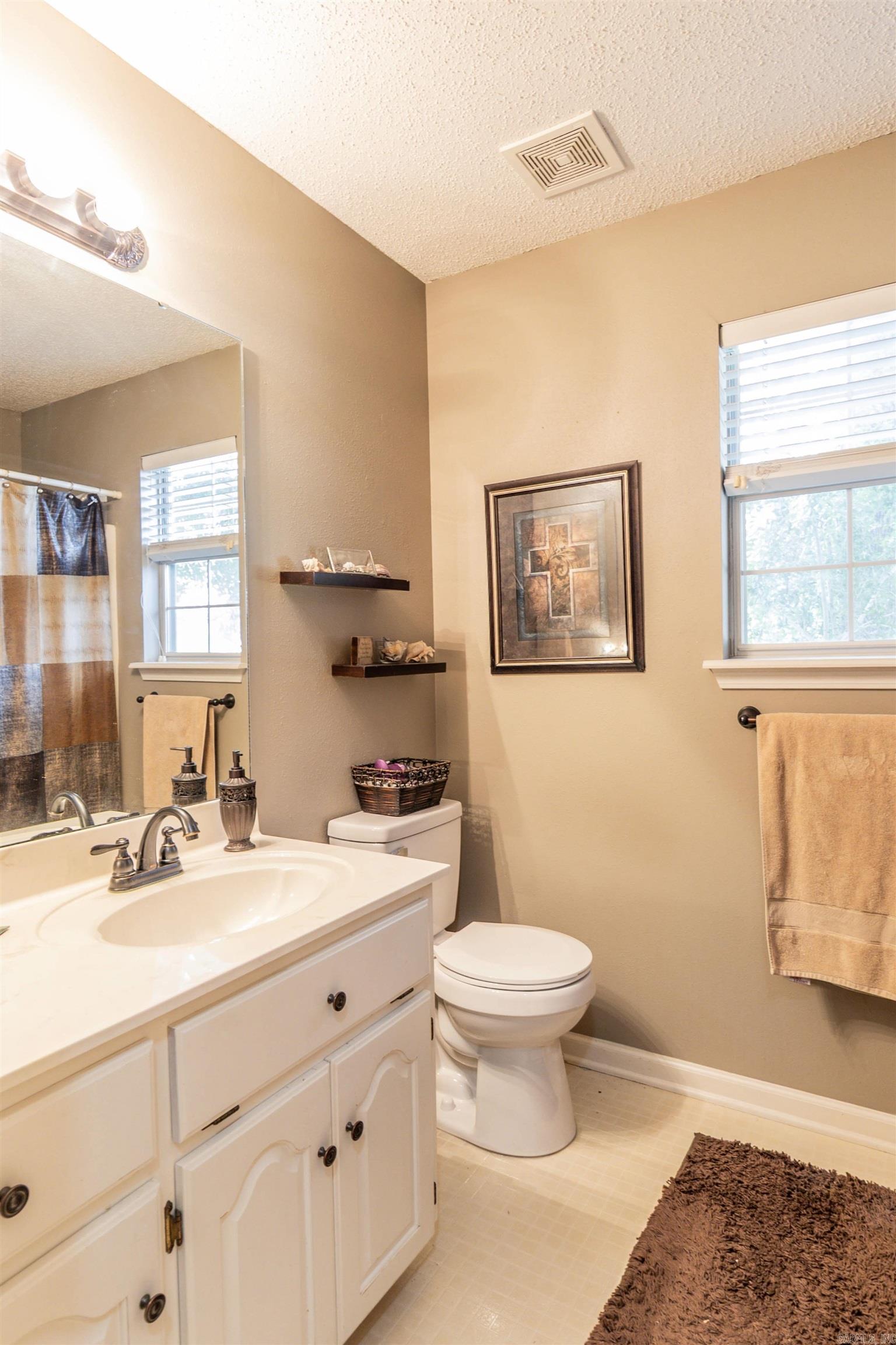 1007 Spring Creek  Benton, AR