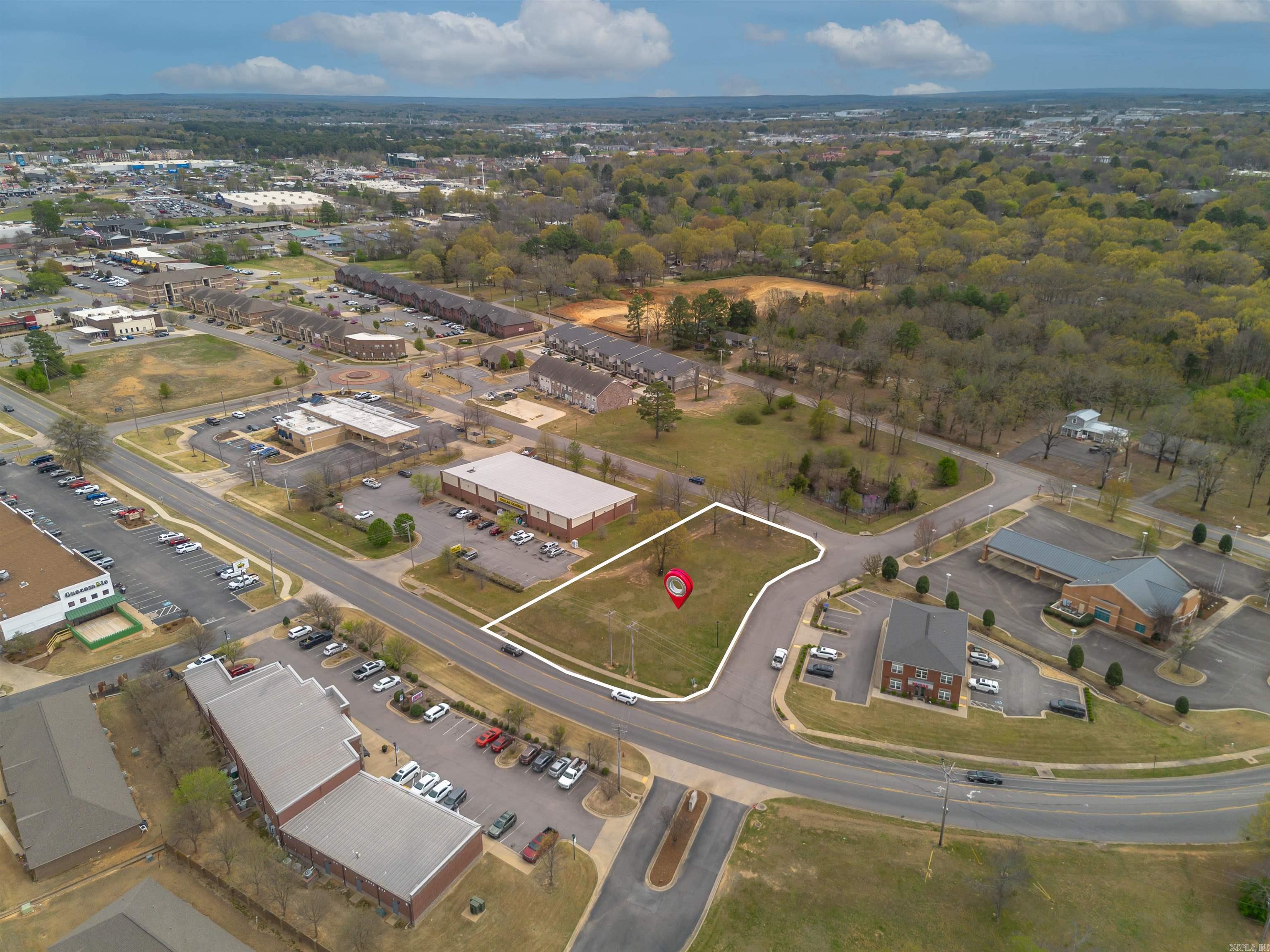 2450  Village  Court  Conway, AR