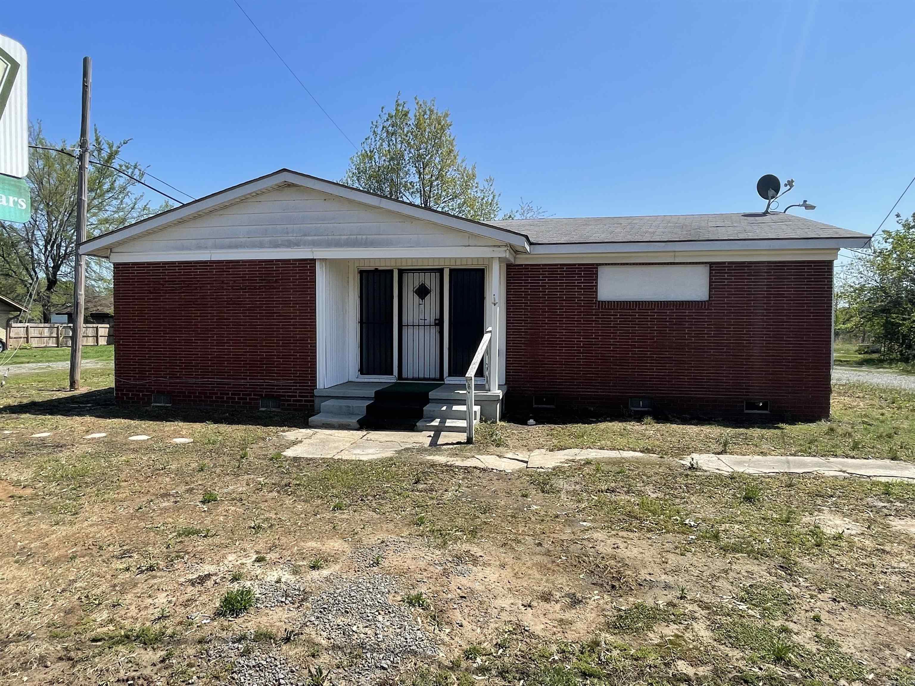 910 N Buerkle  Stuttgart, AR