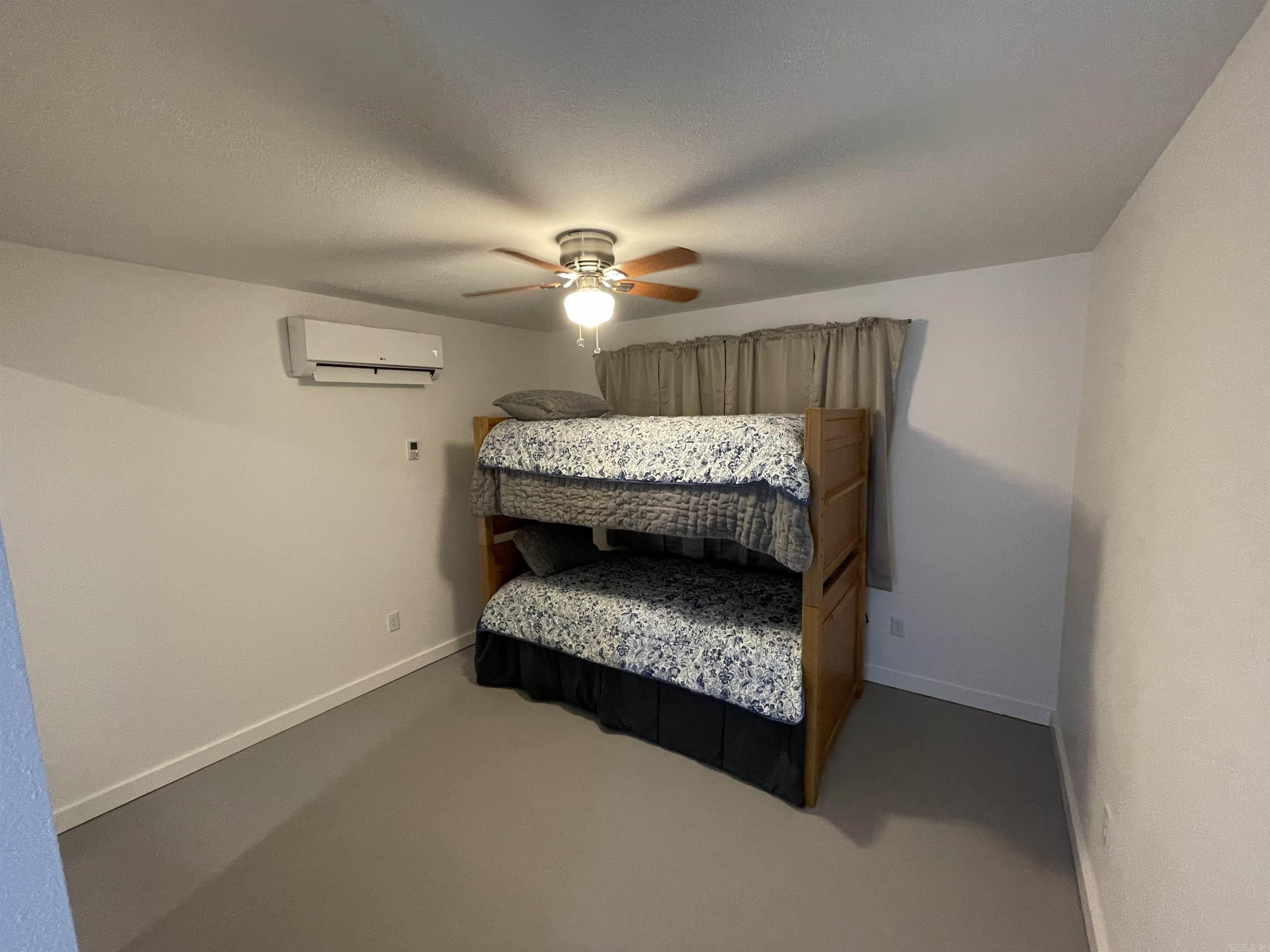 910 N Buerkle  Stuttgart, AR