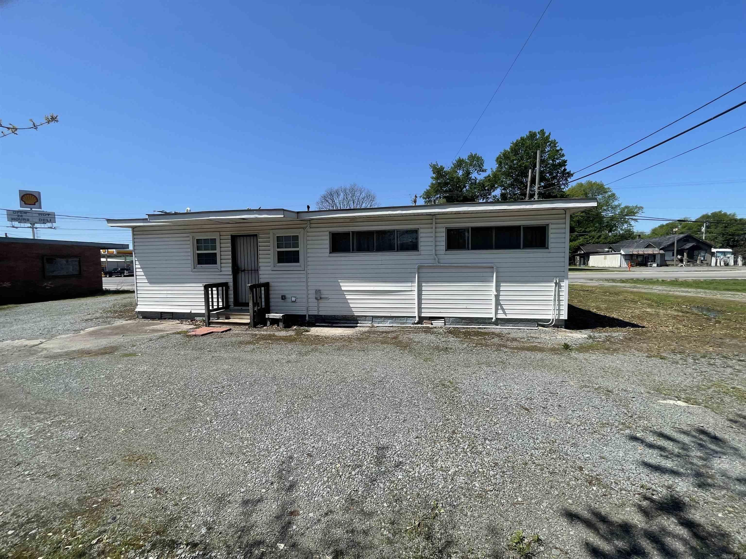 910 N Buerkle  Stuttgart, AR