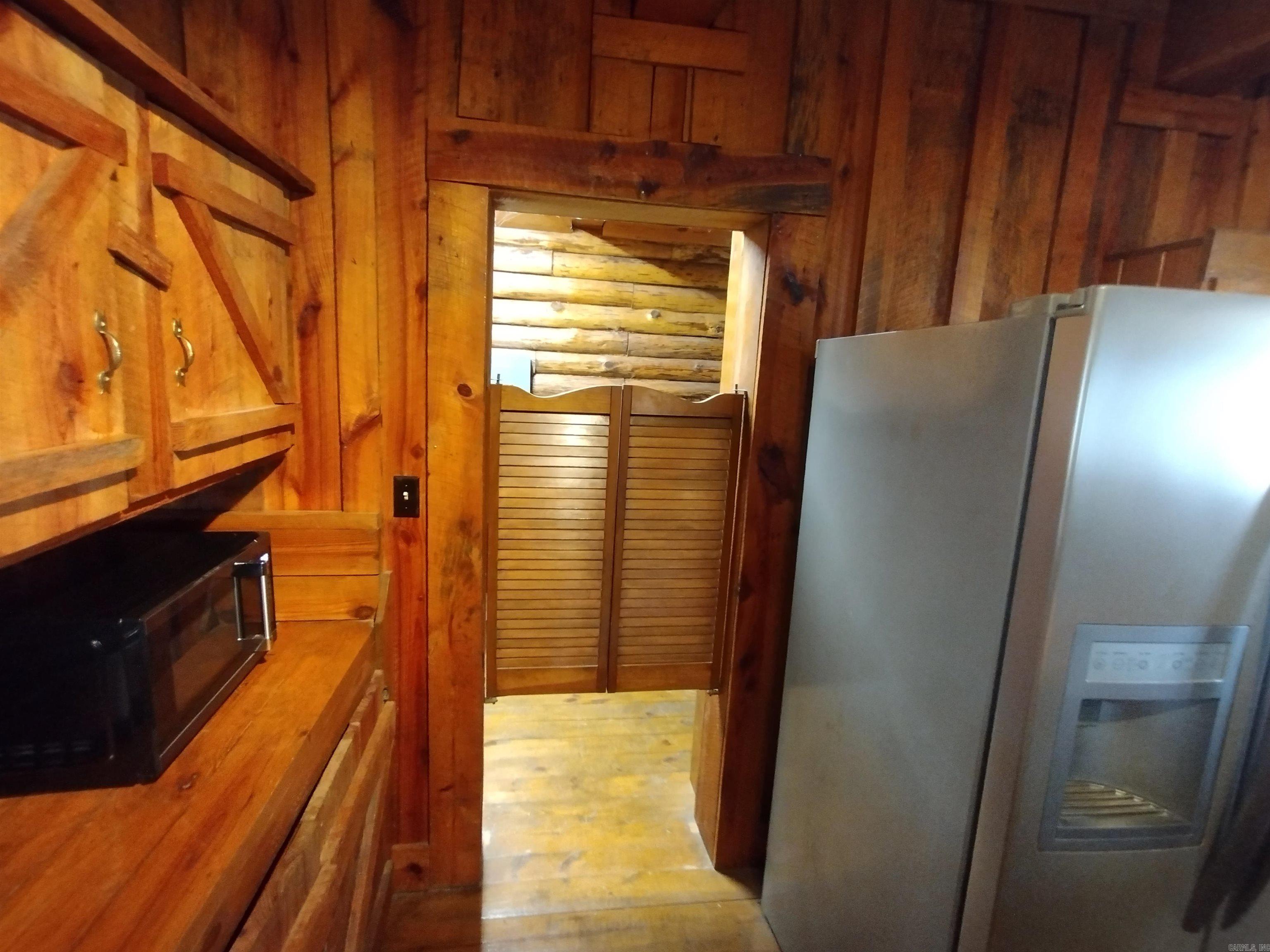 709  Jones RD  Mountain View, AR