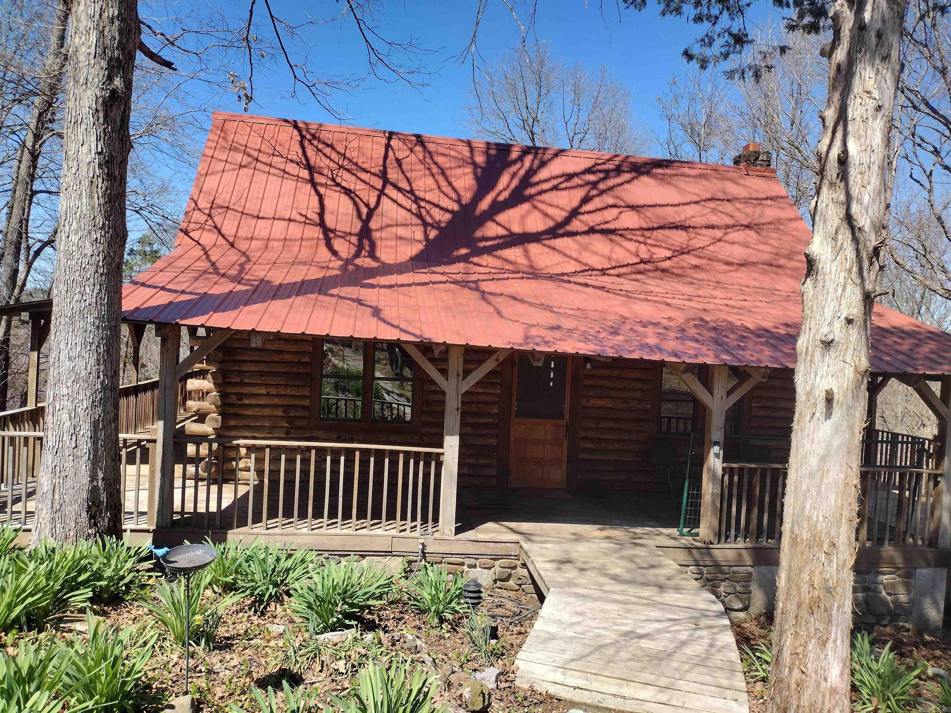 709  Jones RD  Mountain View, AR