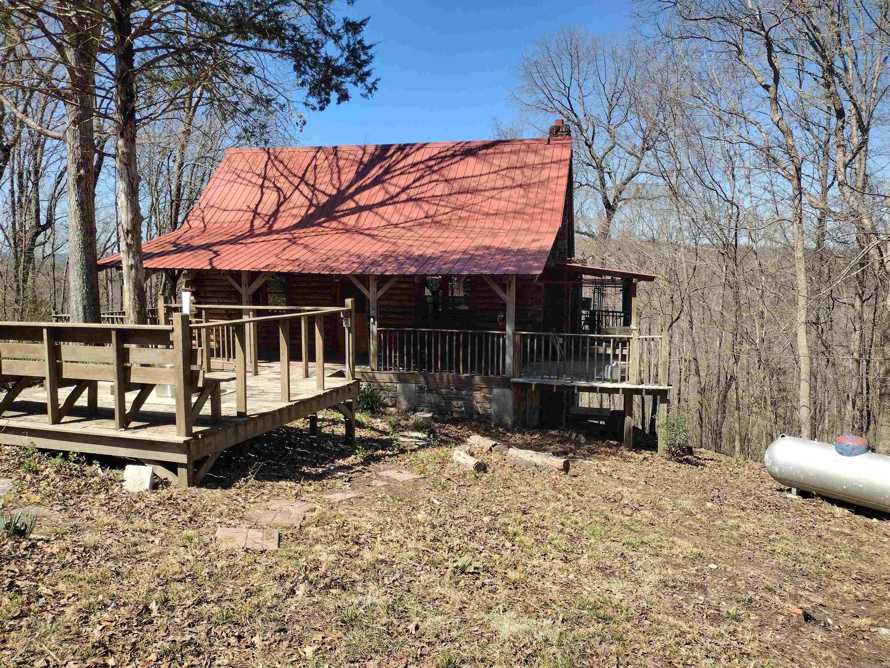 709  Jones RD  Mountain View, AR