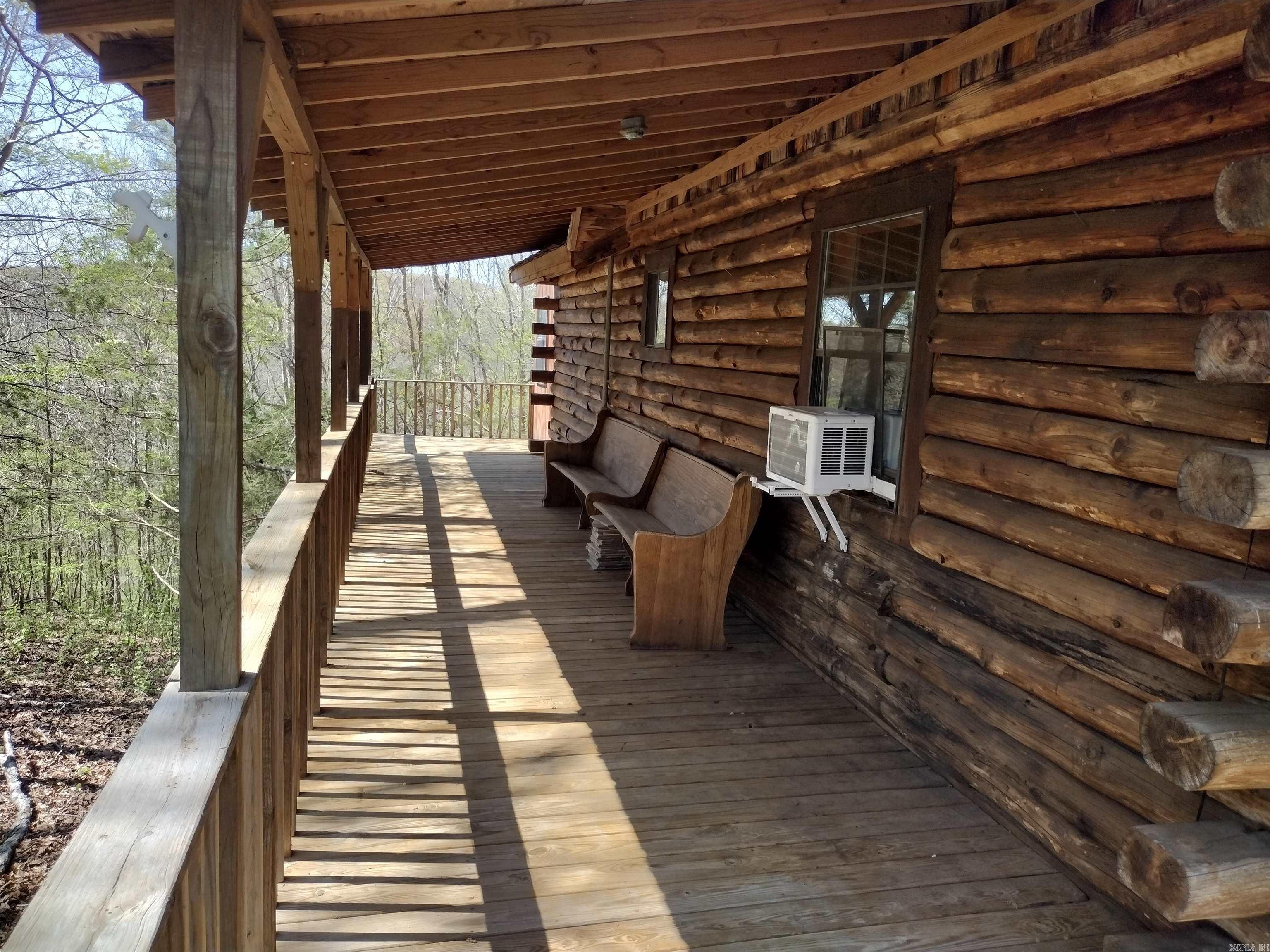709  Jones RD  Mountain View, AR
