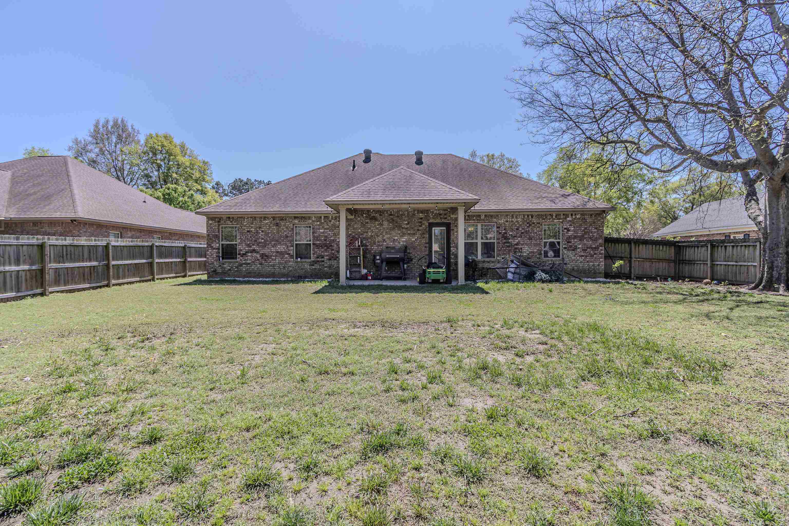 604  Fisher  Monette, AR